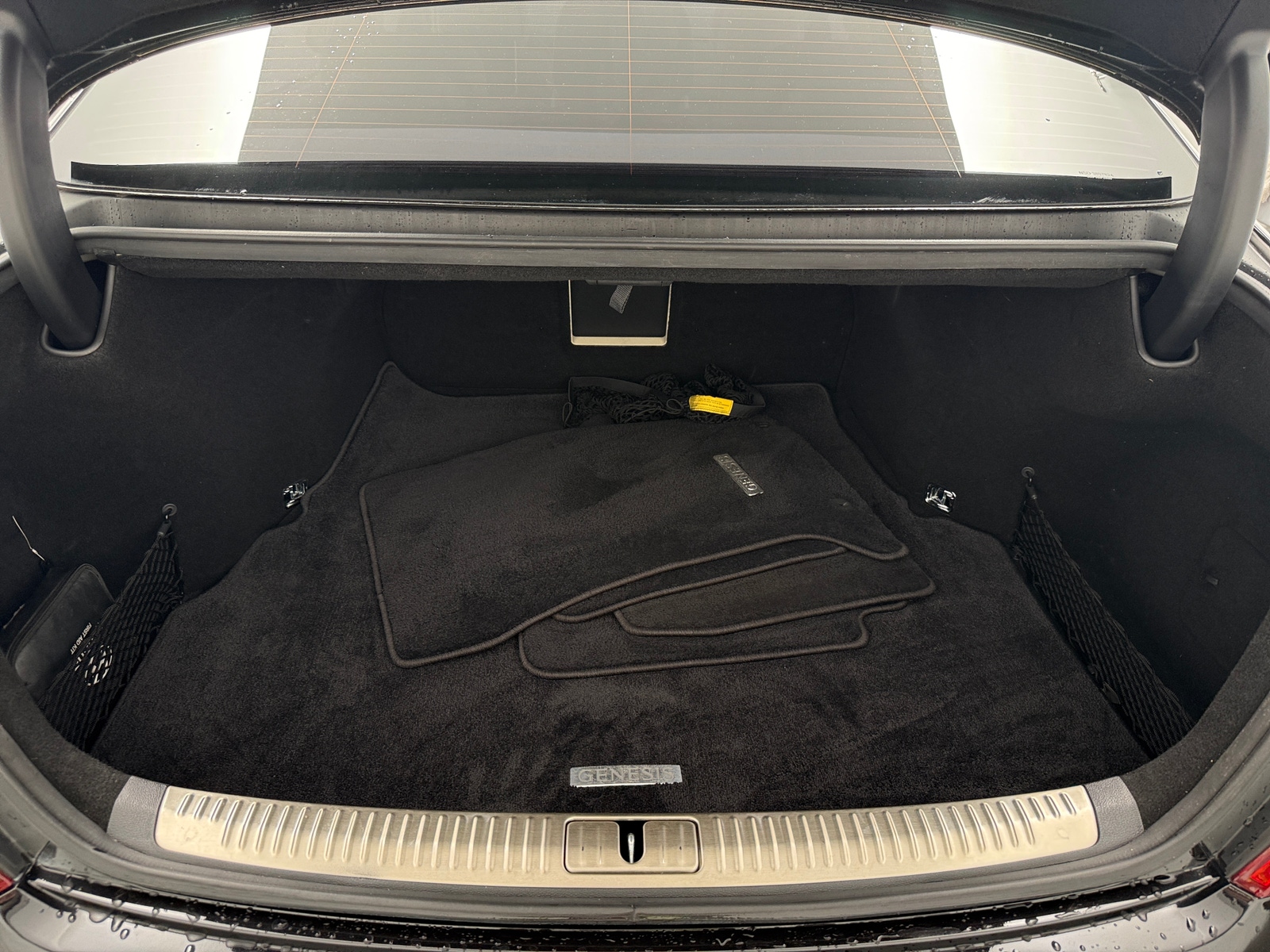 Thumbnail: 2019 Genesis G90 - 6