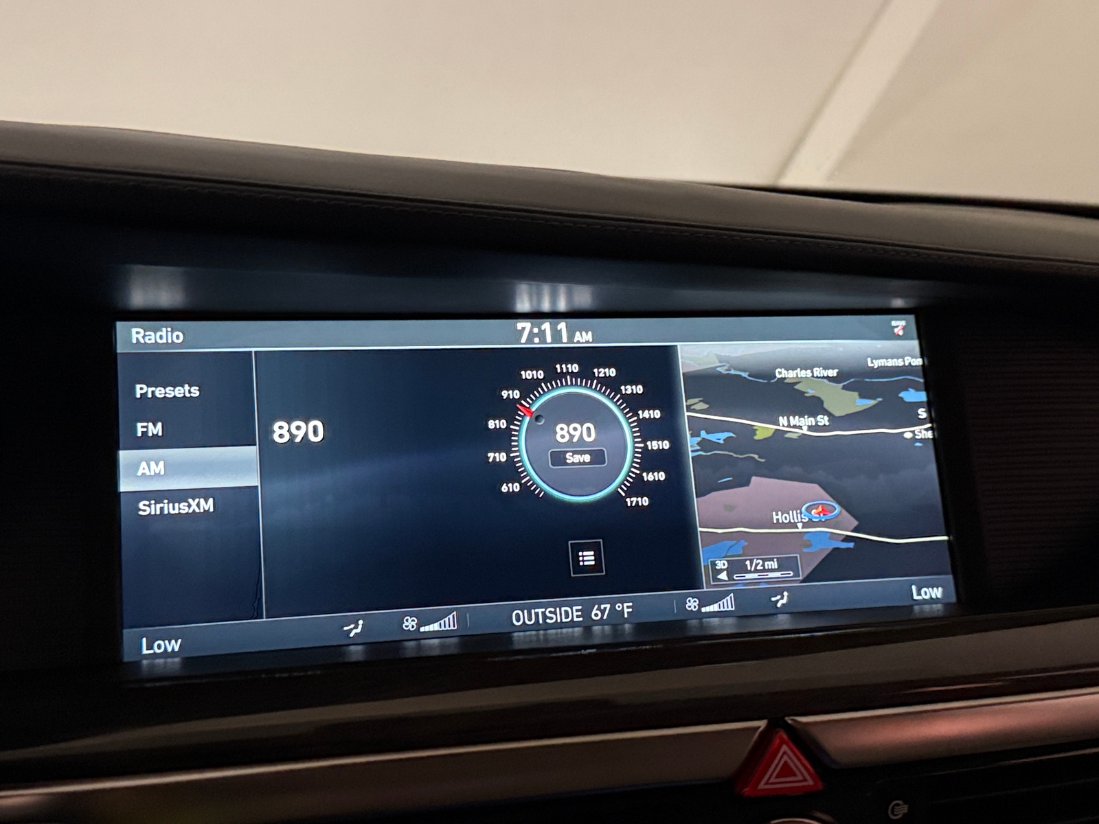Thumbnail: 2019 Genesis G90 - 3