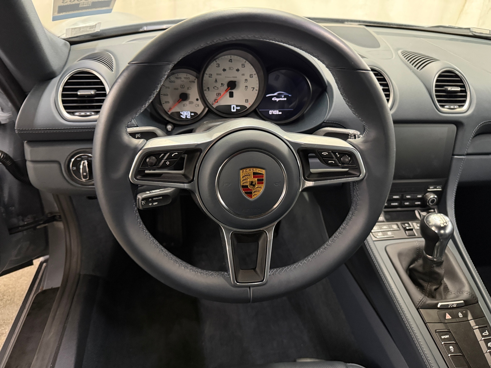 Thumbnail: 2024 Porsche 718 Cayman - 3