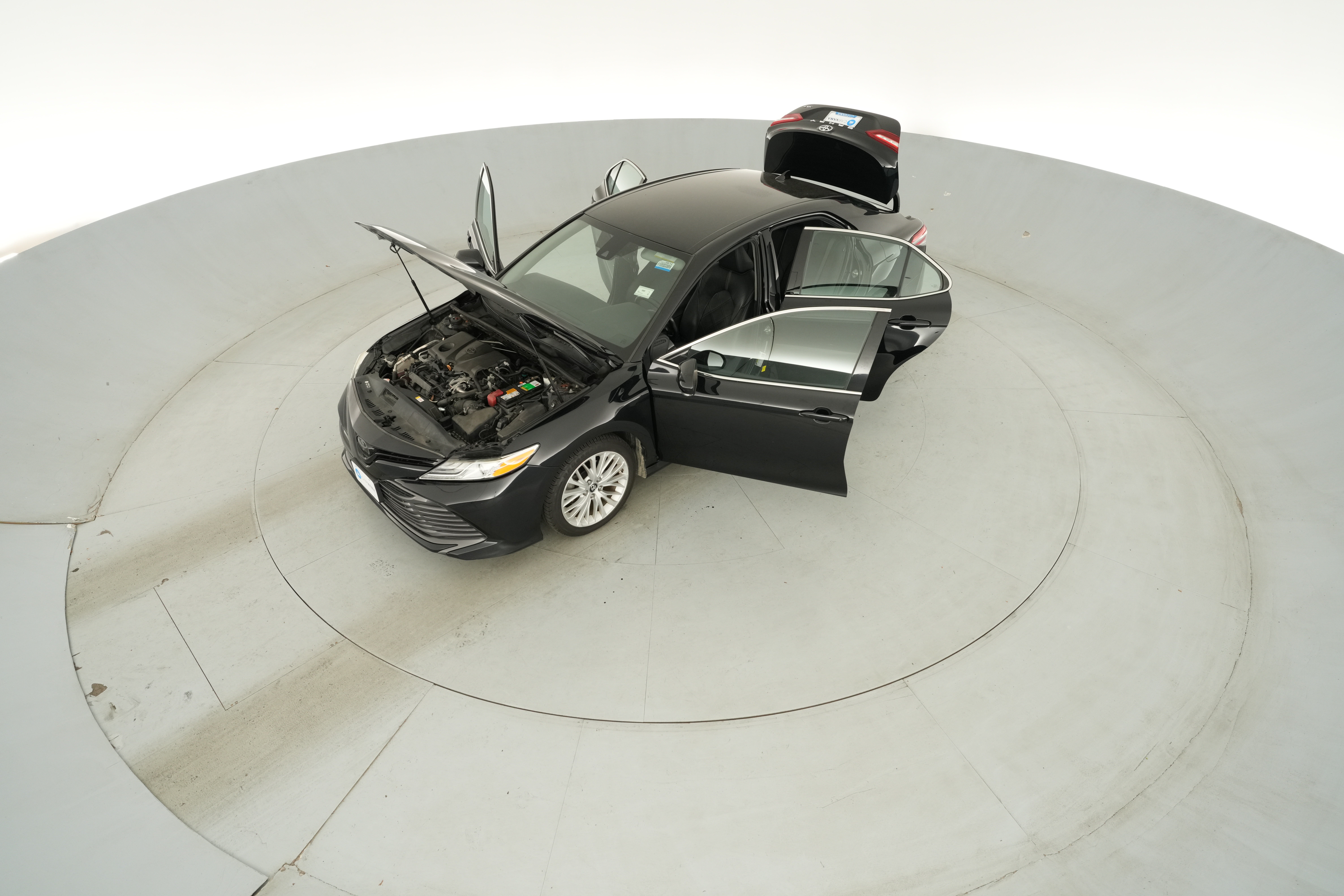 2019 Toyota Camry XLE - Photo 43