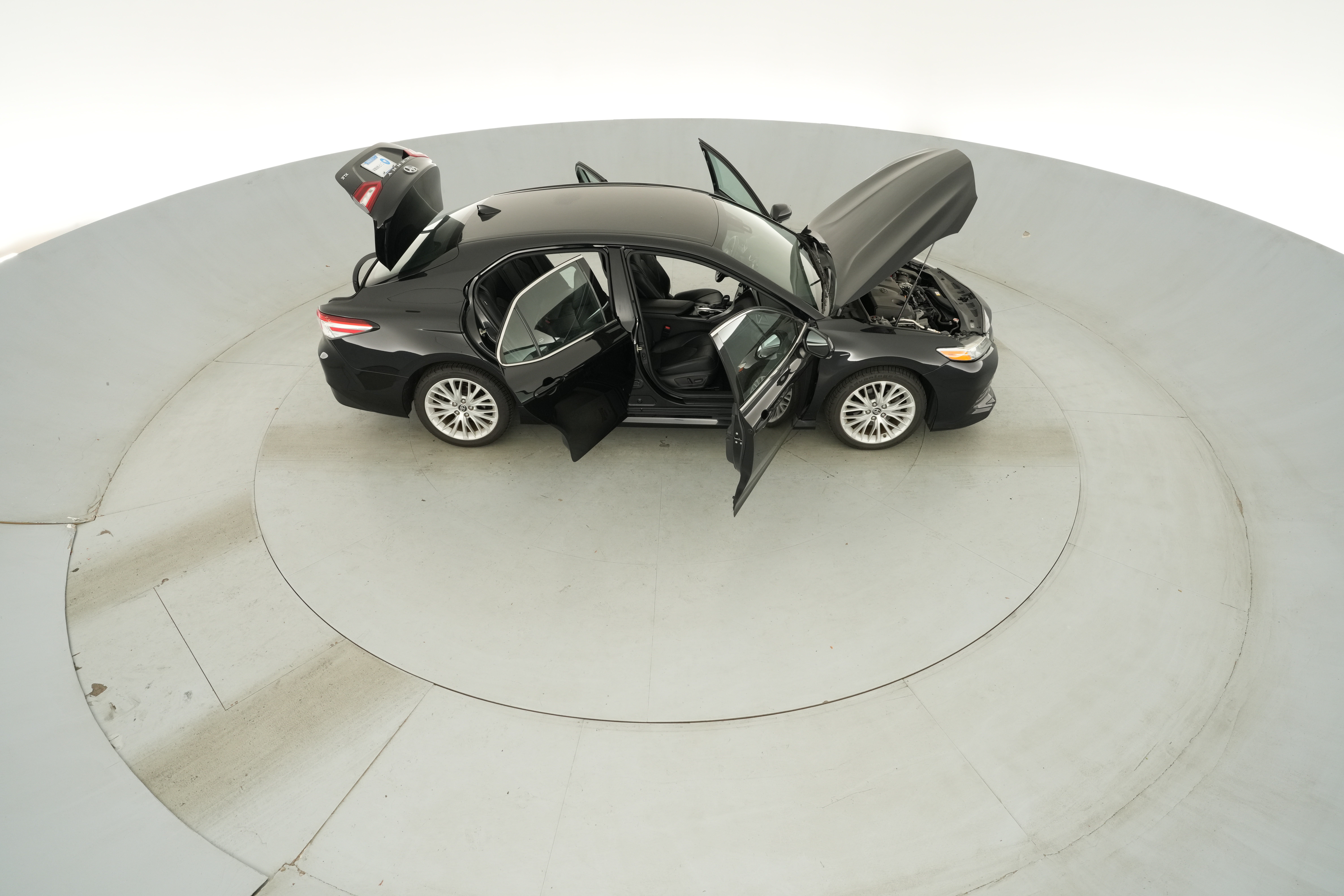 2019 Toyota Camry XLE - Photo 53
