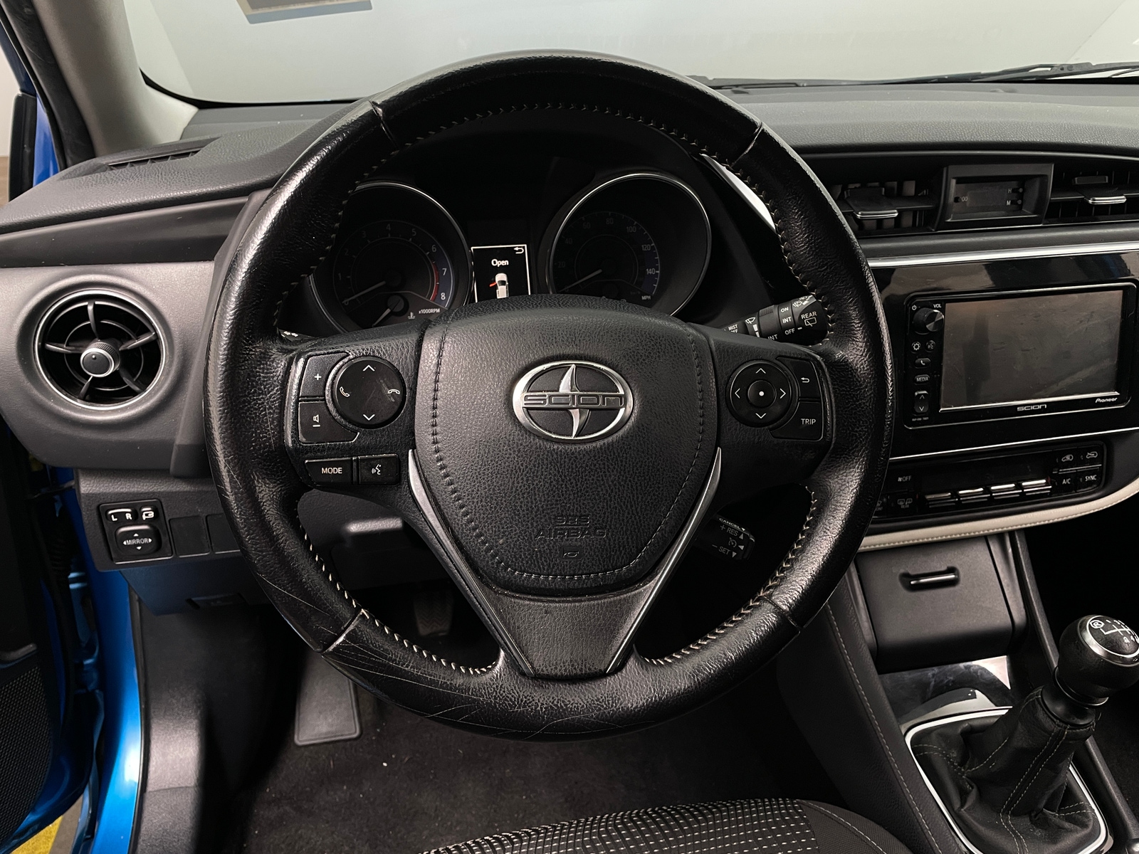 Thumbnail: 2016 Scion iM - 5