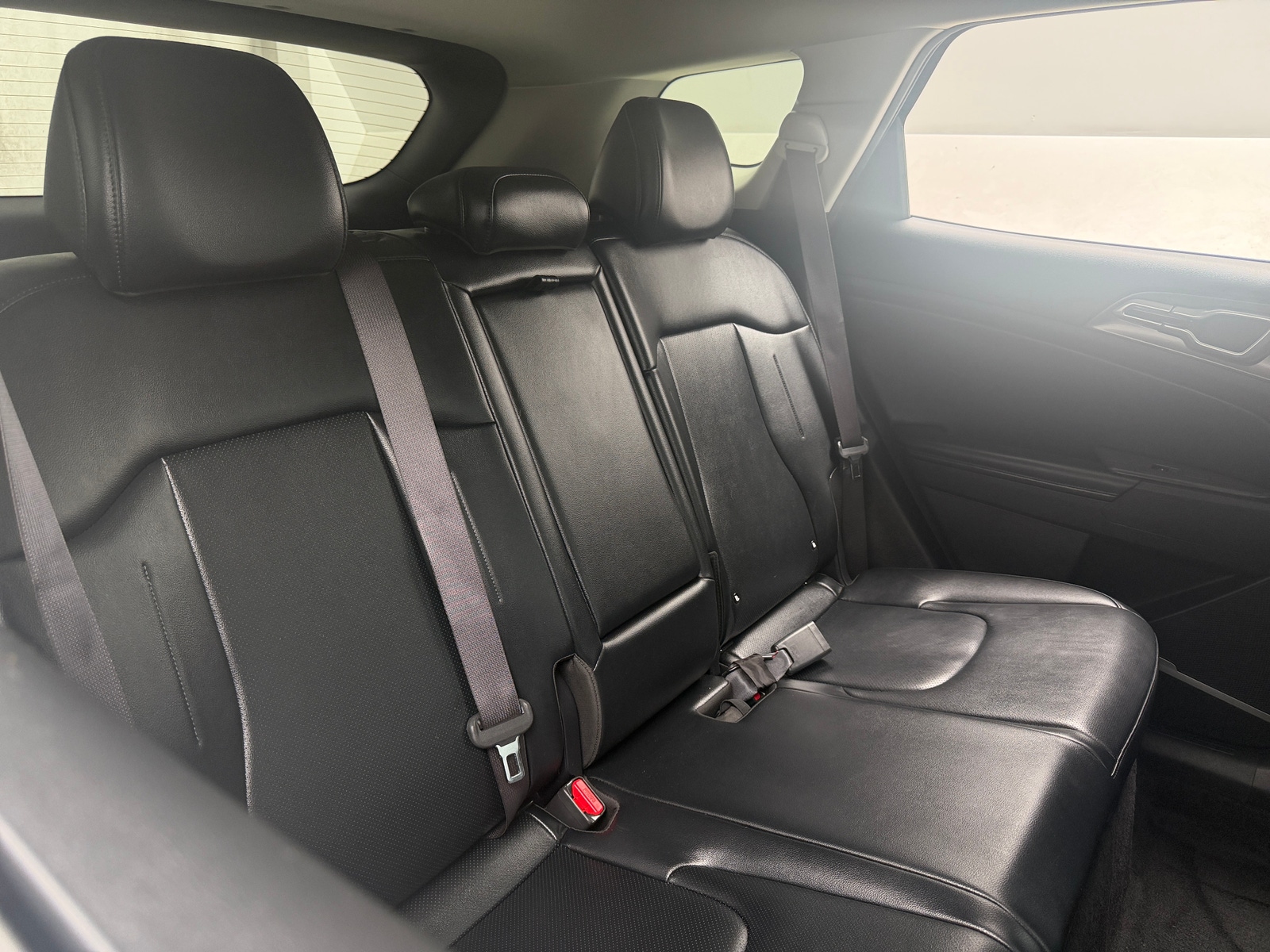 Thumbnail: 2023 Kia Sportage - 5
