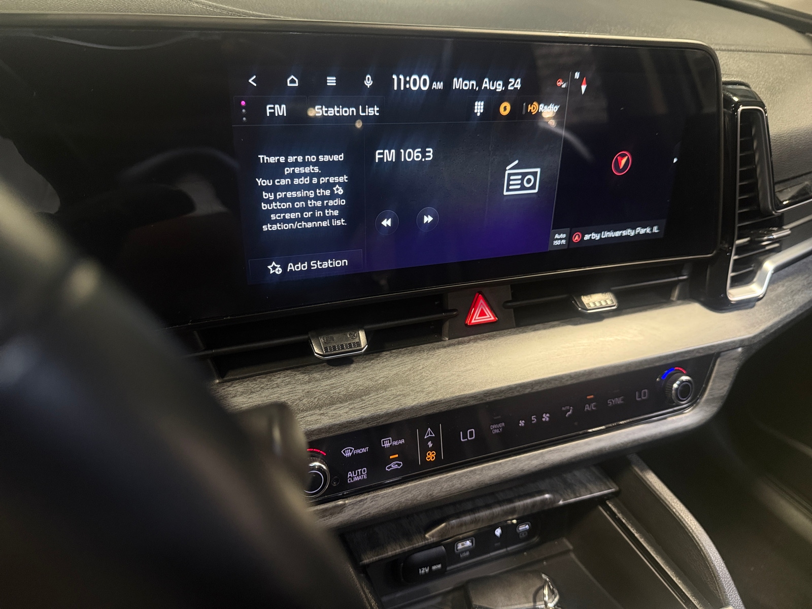 Thumbnail: 2023 Kia Sportage - 3