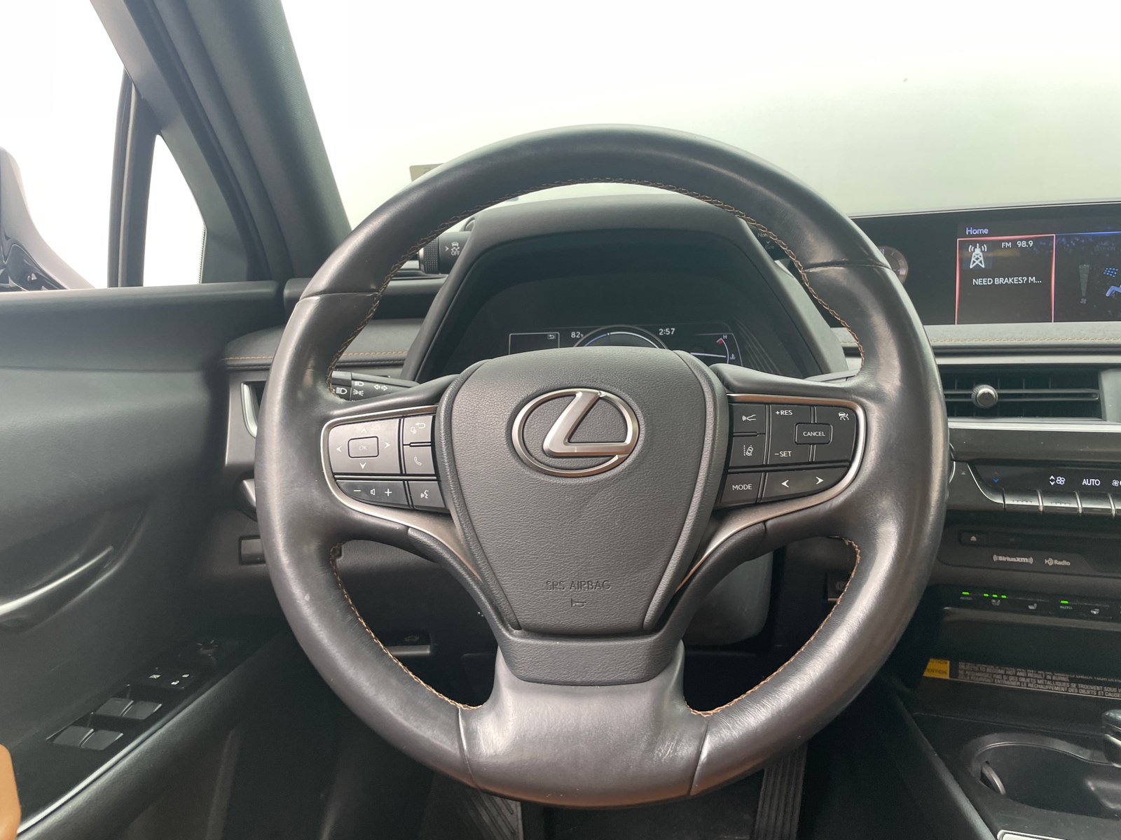 Thumbnail: 2020 Lexus UX - 4