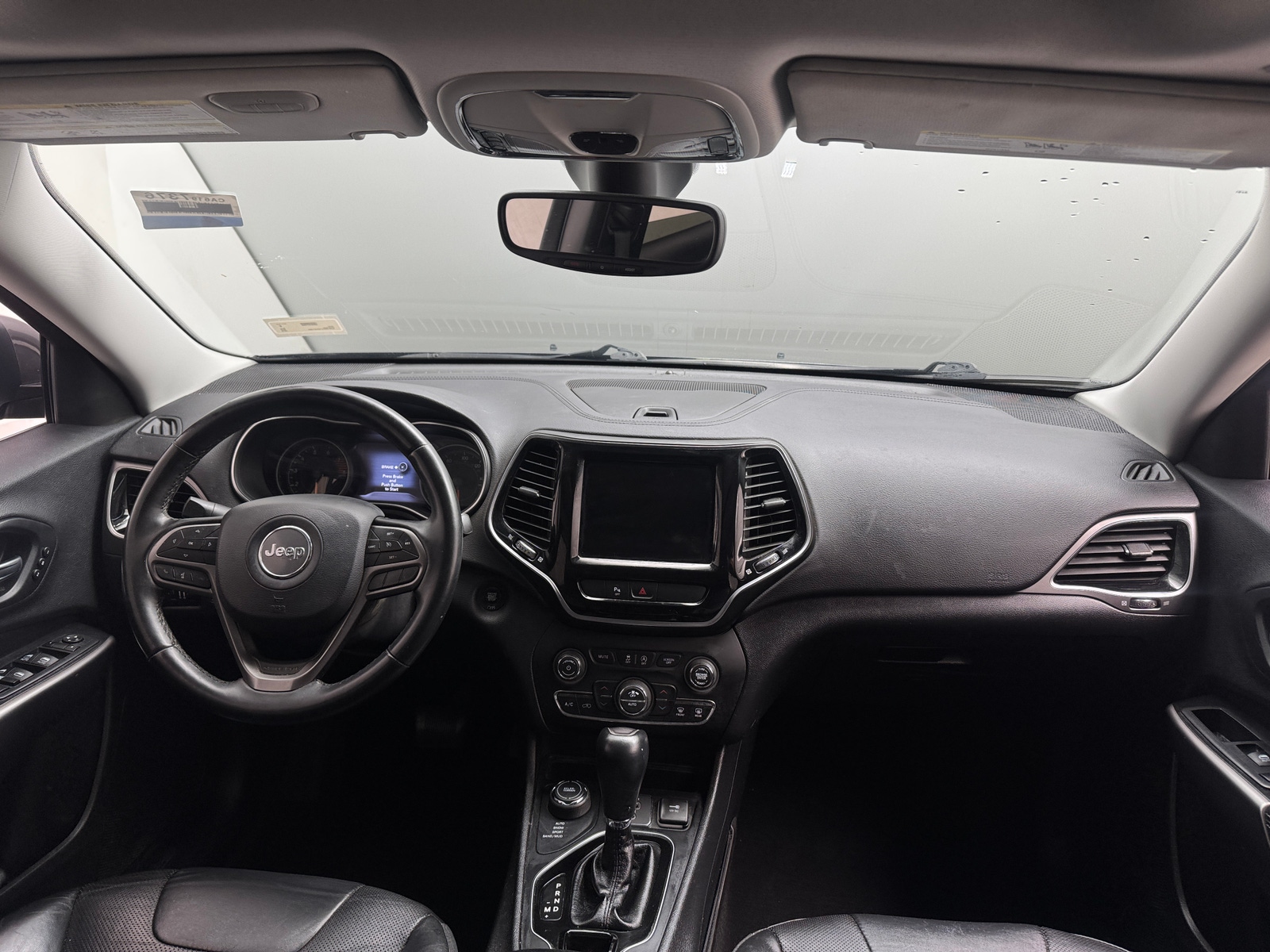 Thumbnail: 2019 Jeep Cherokee - 2