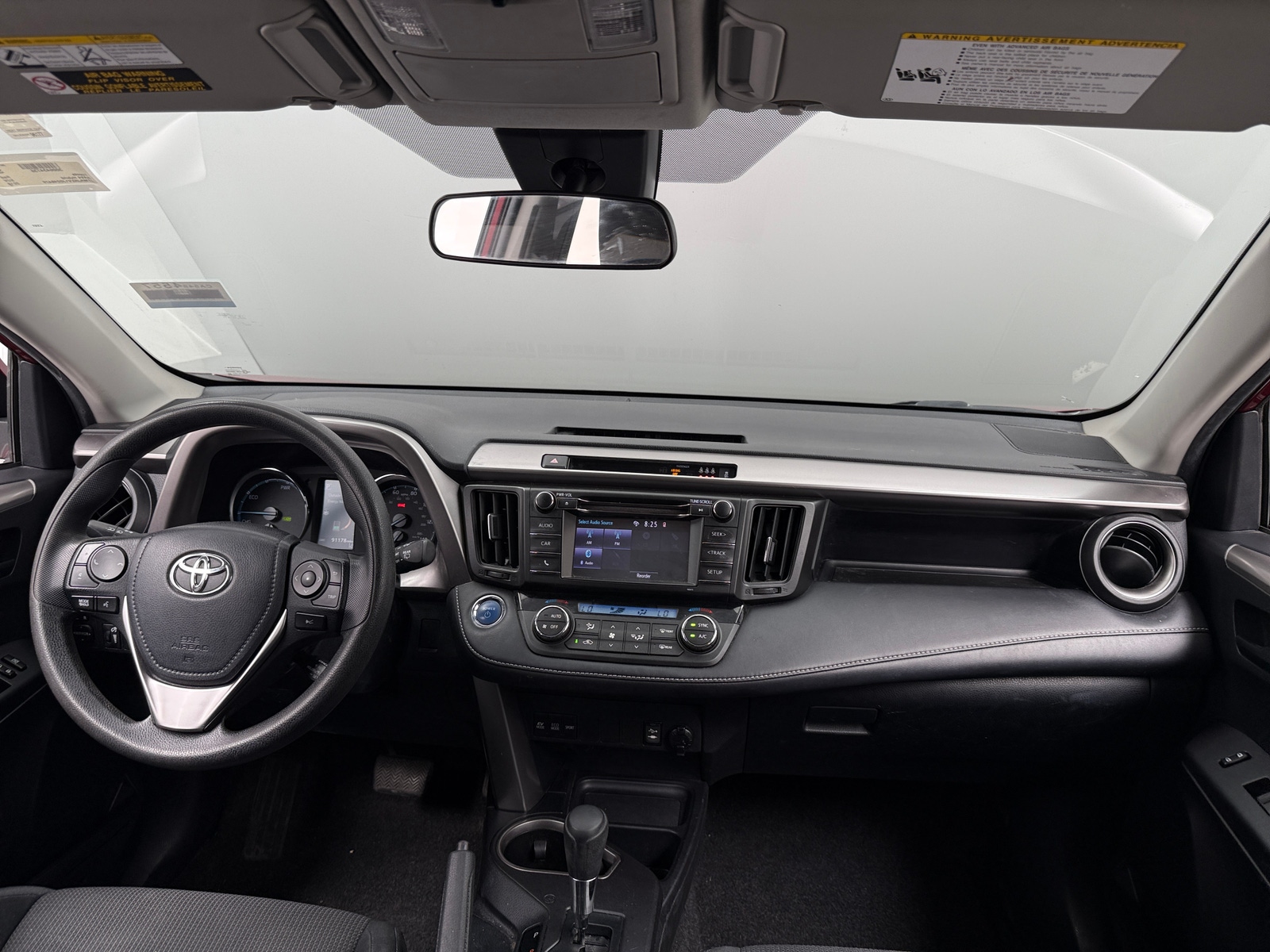 Thumbnail: 2018 Toyota RAV4 - 3