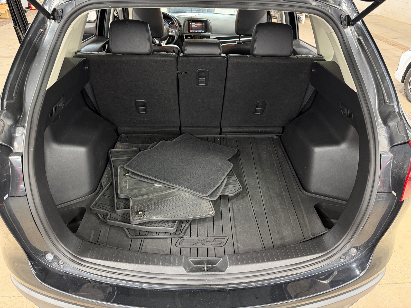 Thumbnail: 2016 Mazda CX-5 - 6