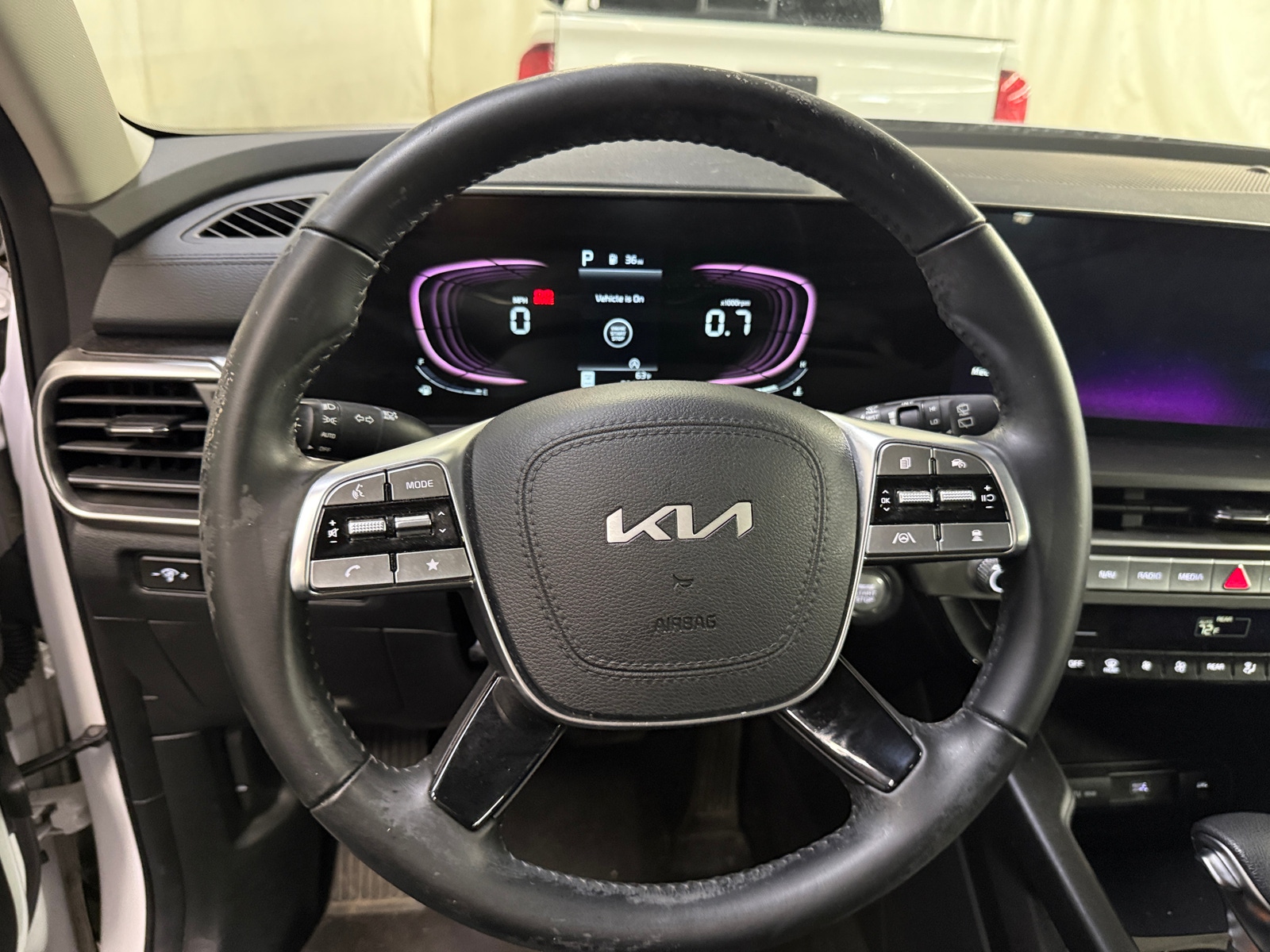 Thumbnail: 2024 Kia Telluride - 4