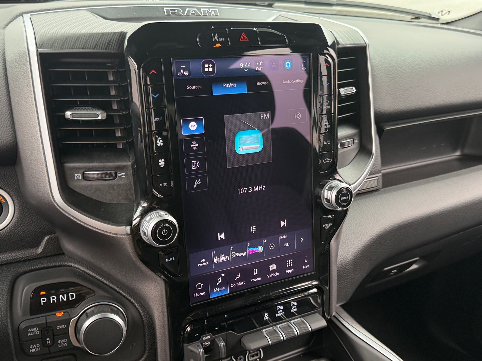 Thumbnail: 2026 RAM 1500 - 4