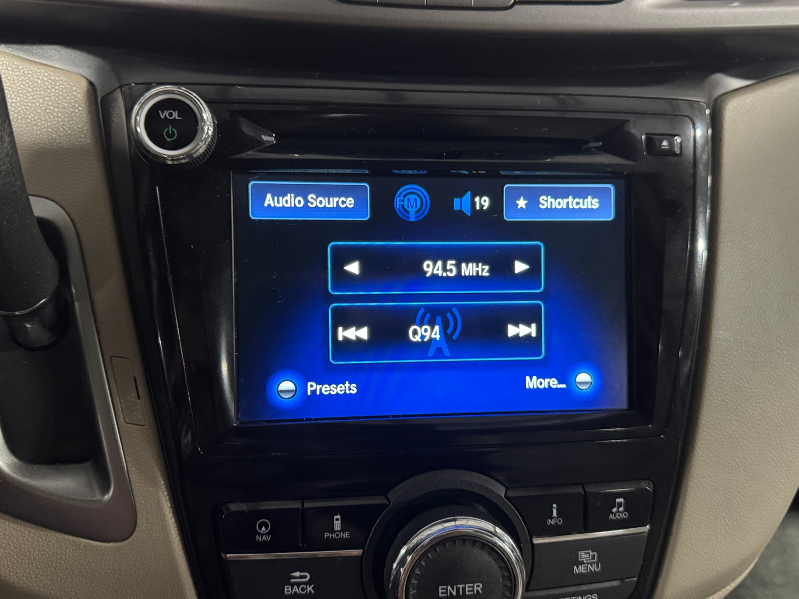 Thumbnail: 2016 Honda Odyssey - 3
