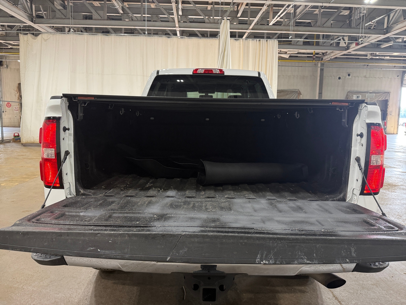 Thumbnail: 2017 GMC Sierra 2500 - 6