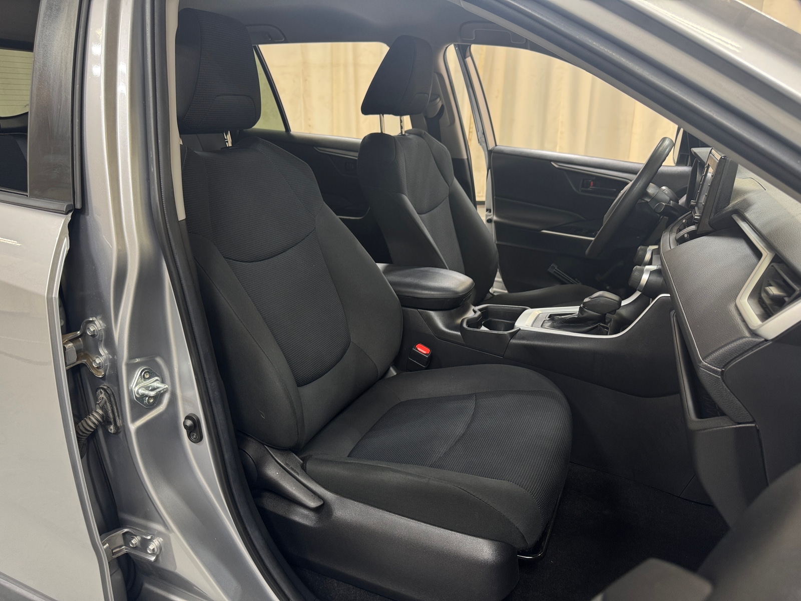 Thumbnail: 2021 Toyota RAV4 - 2