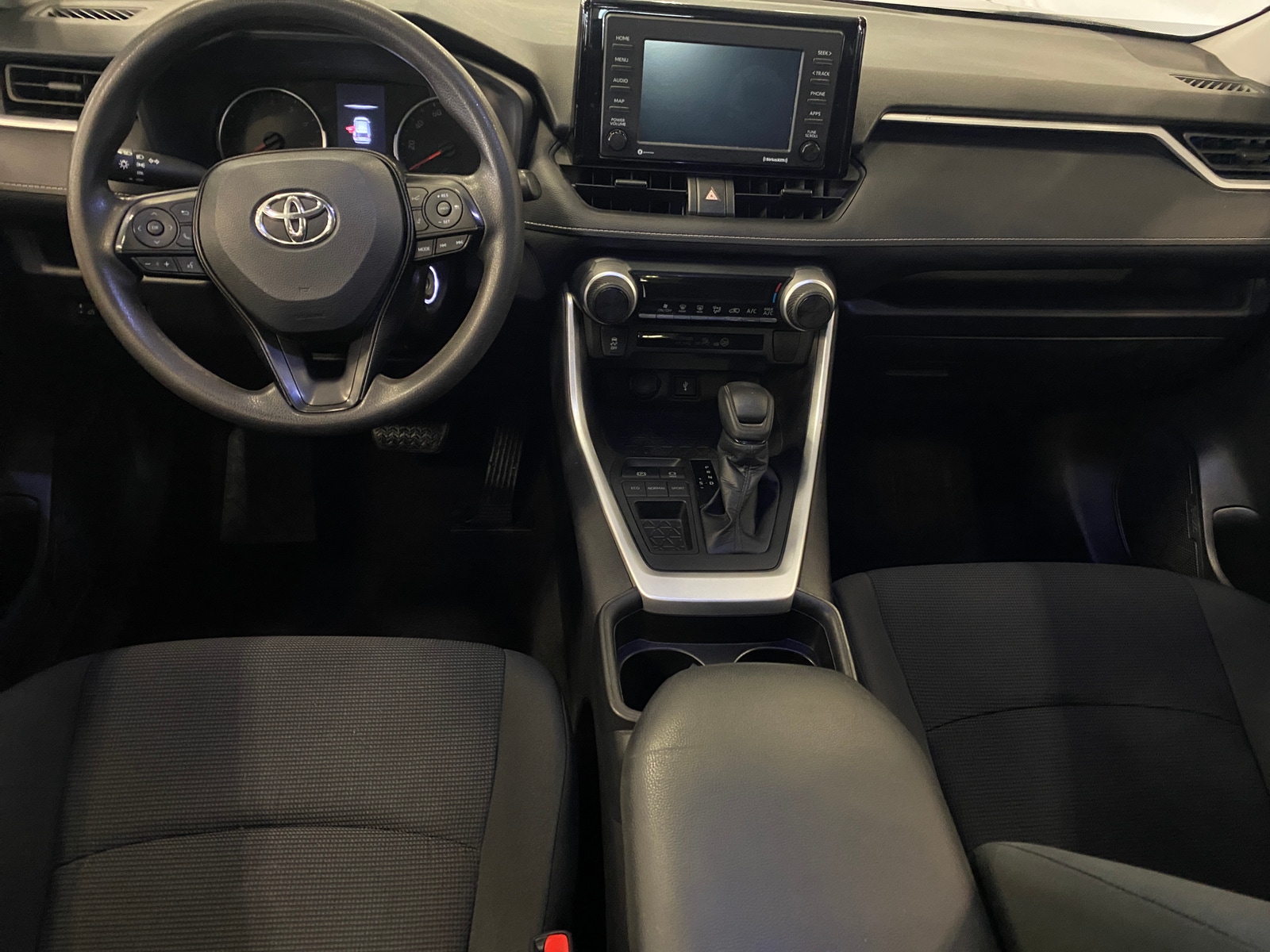 Thumbnail: 2021 Toyota RAV4 - 3