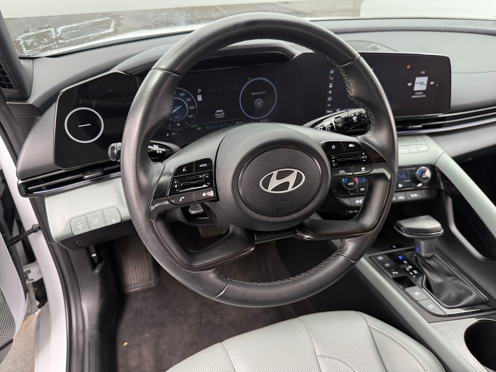 Thumbnail: 2024 Hyundai Elantra - 4