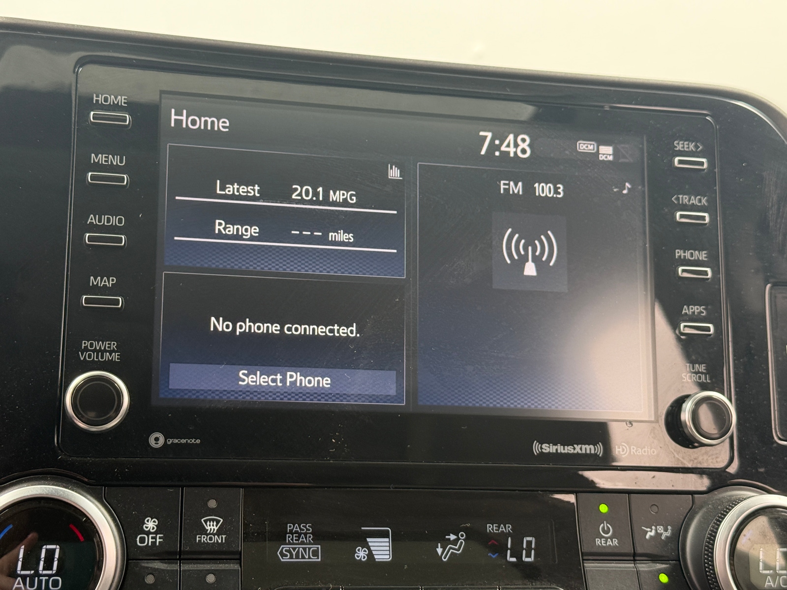 Thumbnail: 2021 Toyota Highlander - 3