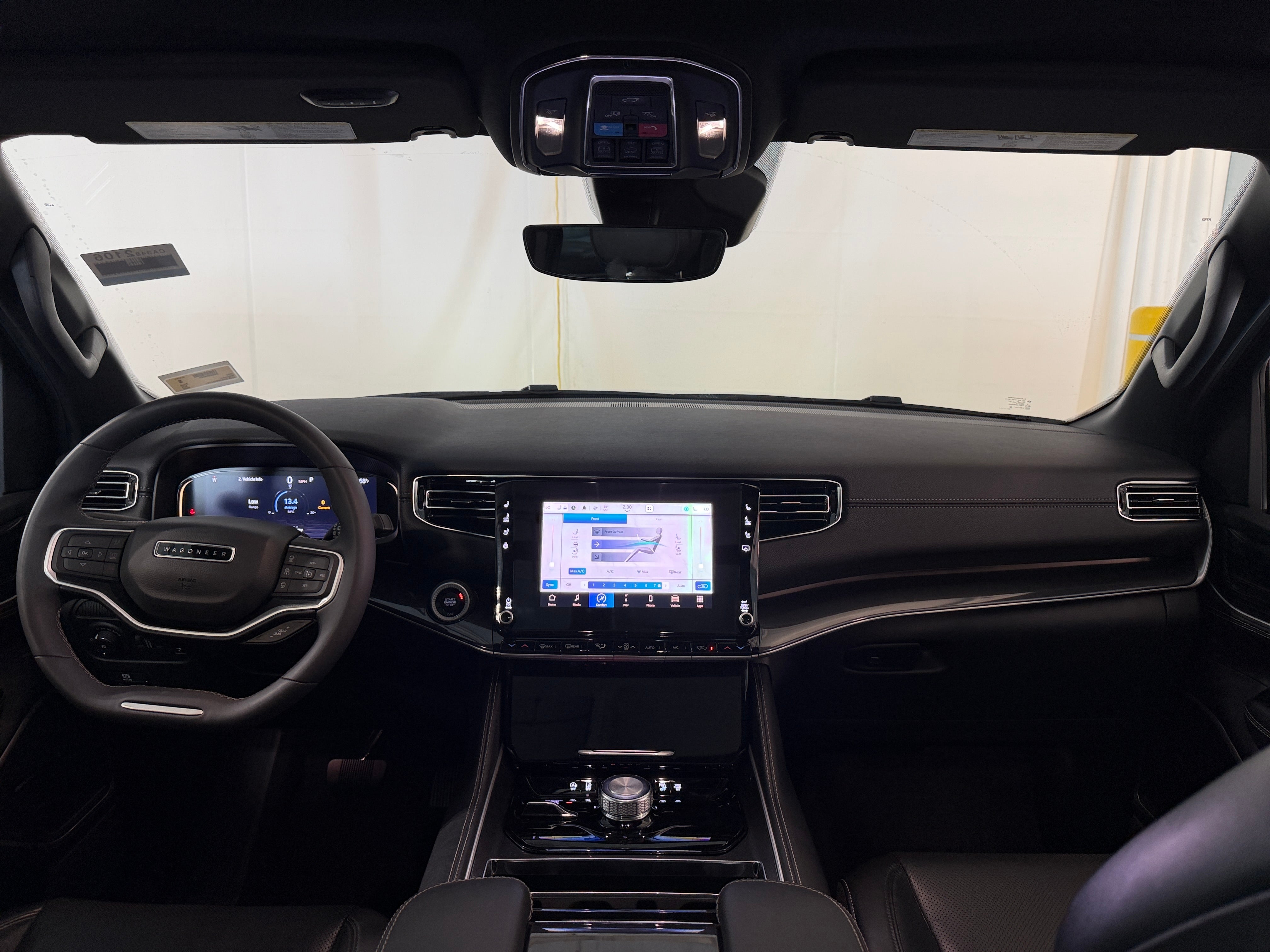 2023 Jeep Wagoneer Series I - Photo 8