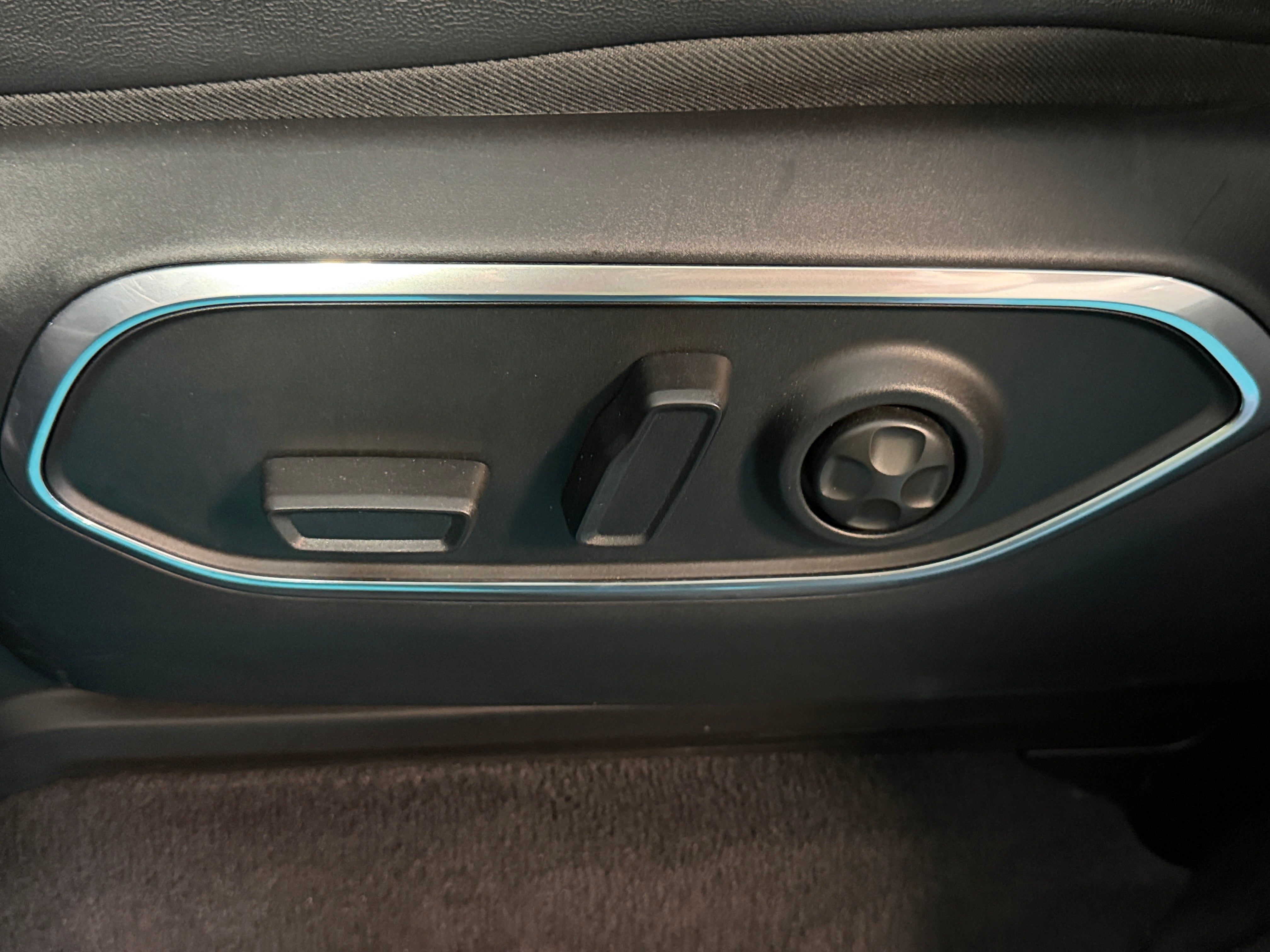2023 Jeep Wagoneer Series I - Photo 14