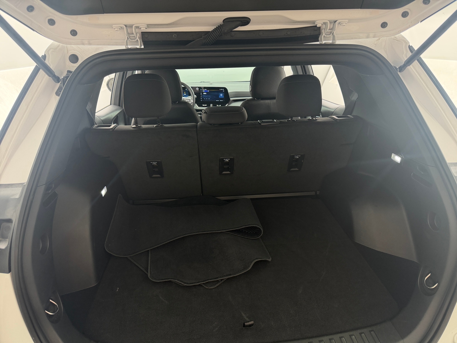 Thumbnail: 2026 Chevrolet Equinox - 7