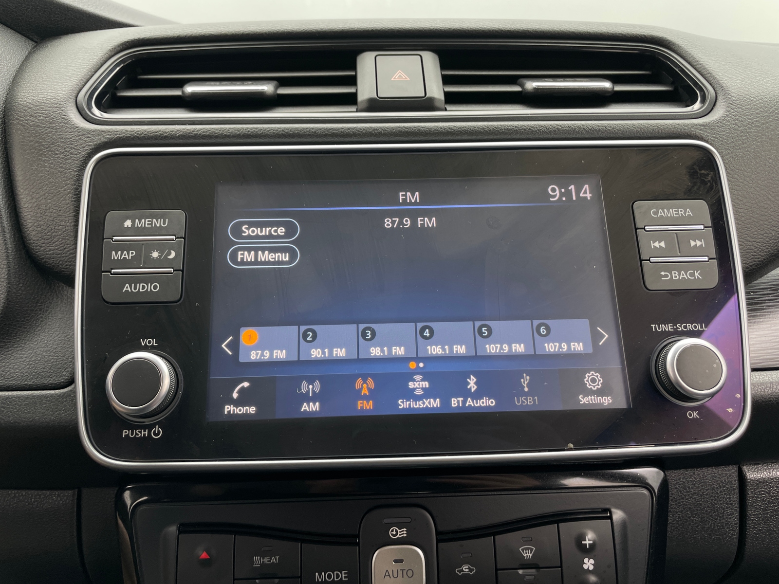Thumbnail: 2024 Nissan Leaf - 4