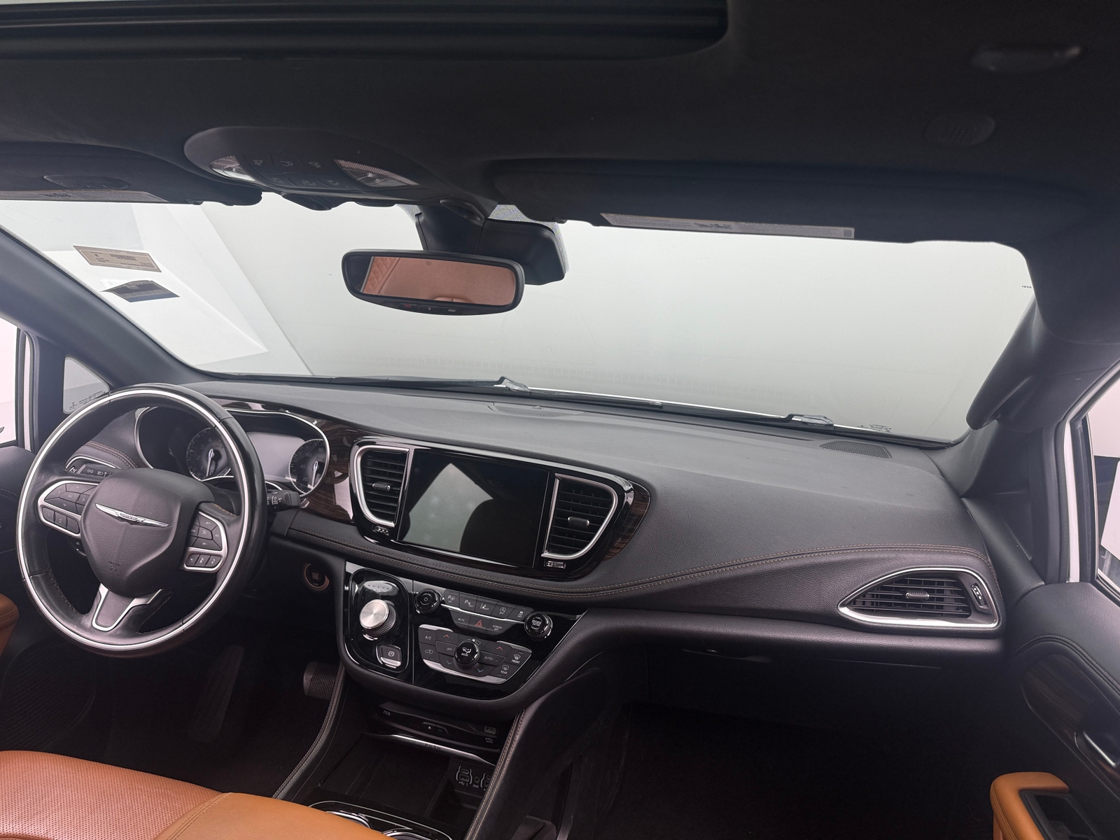 Thumbnail: 2021 Chrysler Pacifica - 2