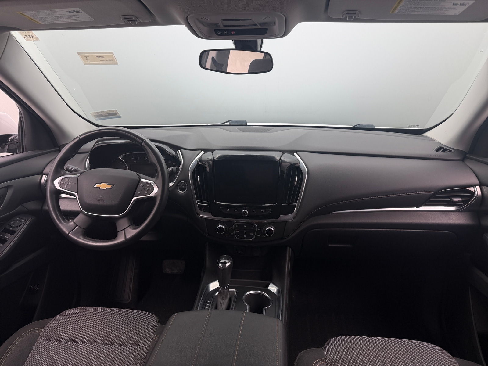 Thumbnail: 2018 Chevrolet Traverse - 3