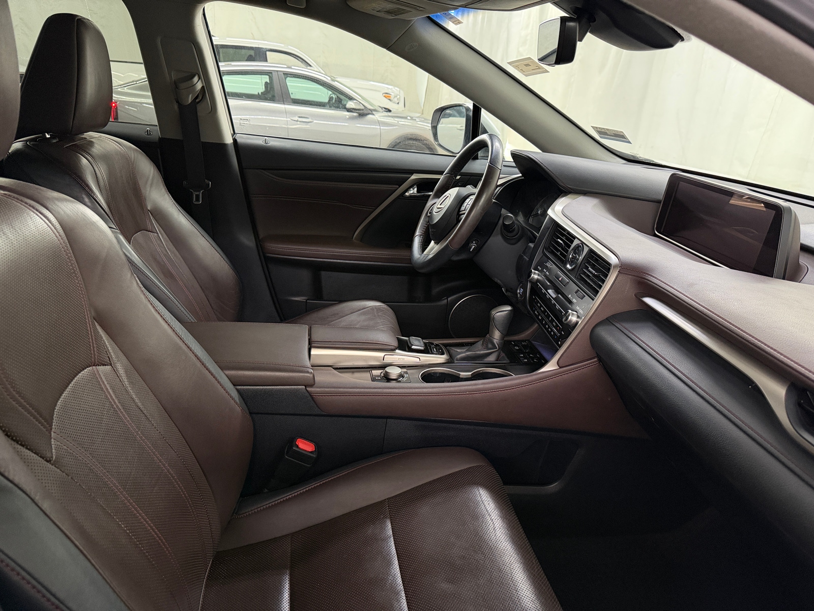 Thumbnail: 2017 Lexus RX - 2