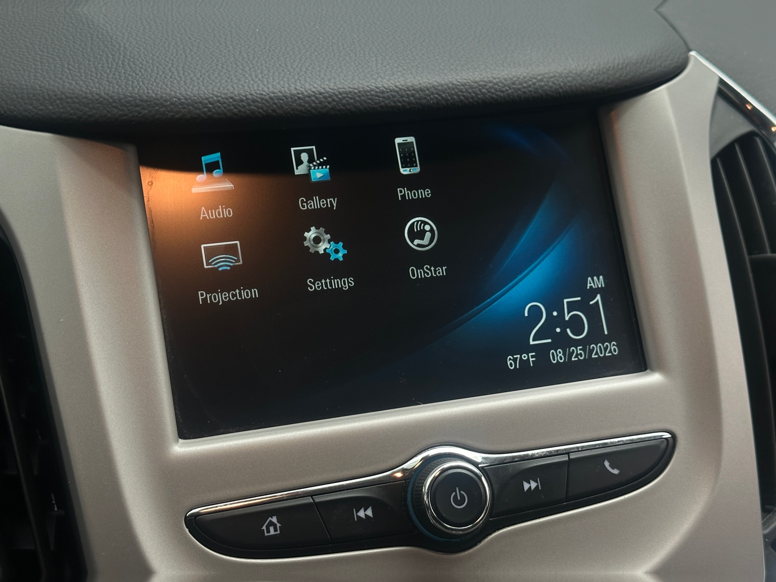 Thumbnail: 2018 Chevrolet Cruze - 4