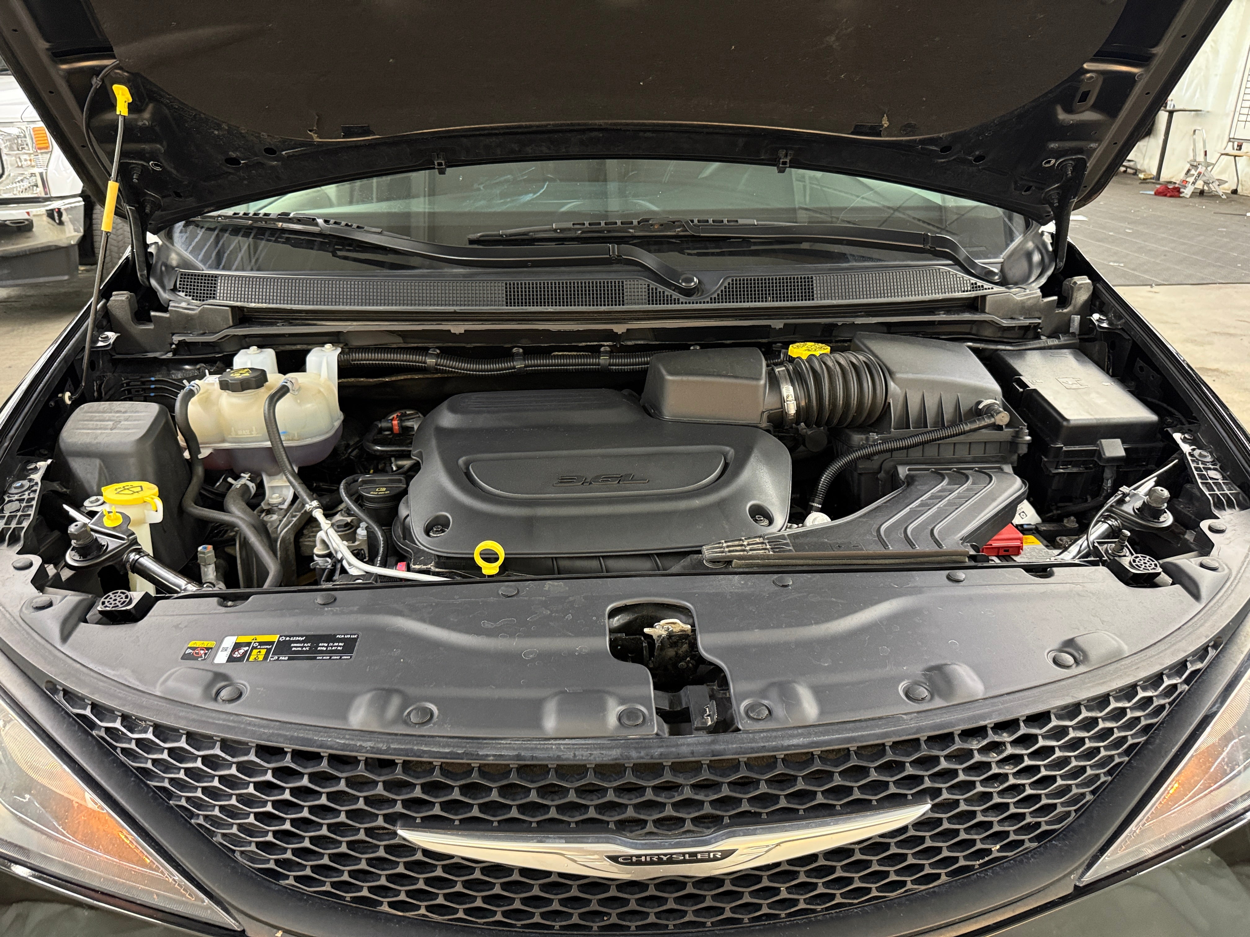2024 Chrysler Voyager LX