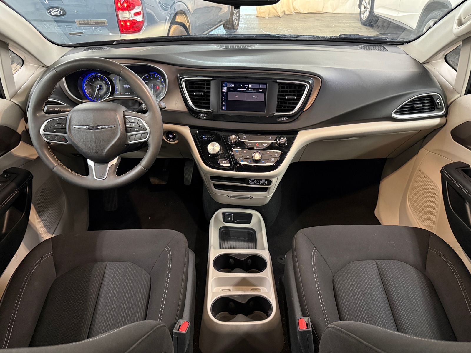 Thumbnail: 2024 Chrysler Voyager - 3