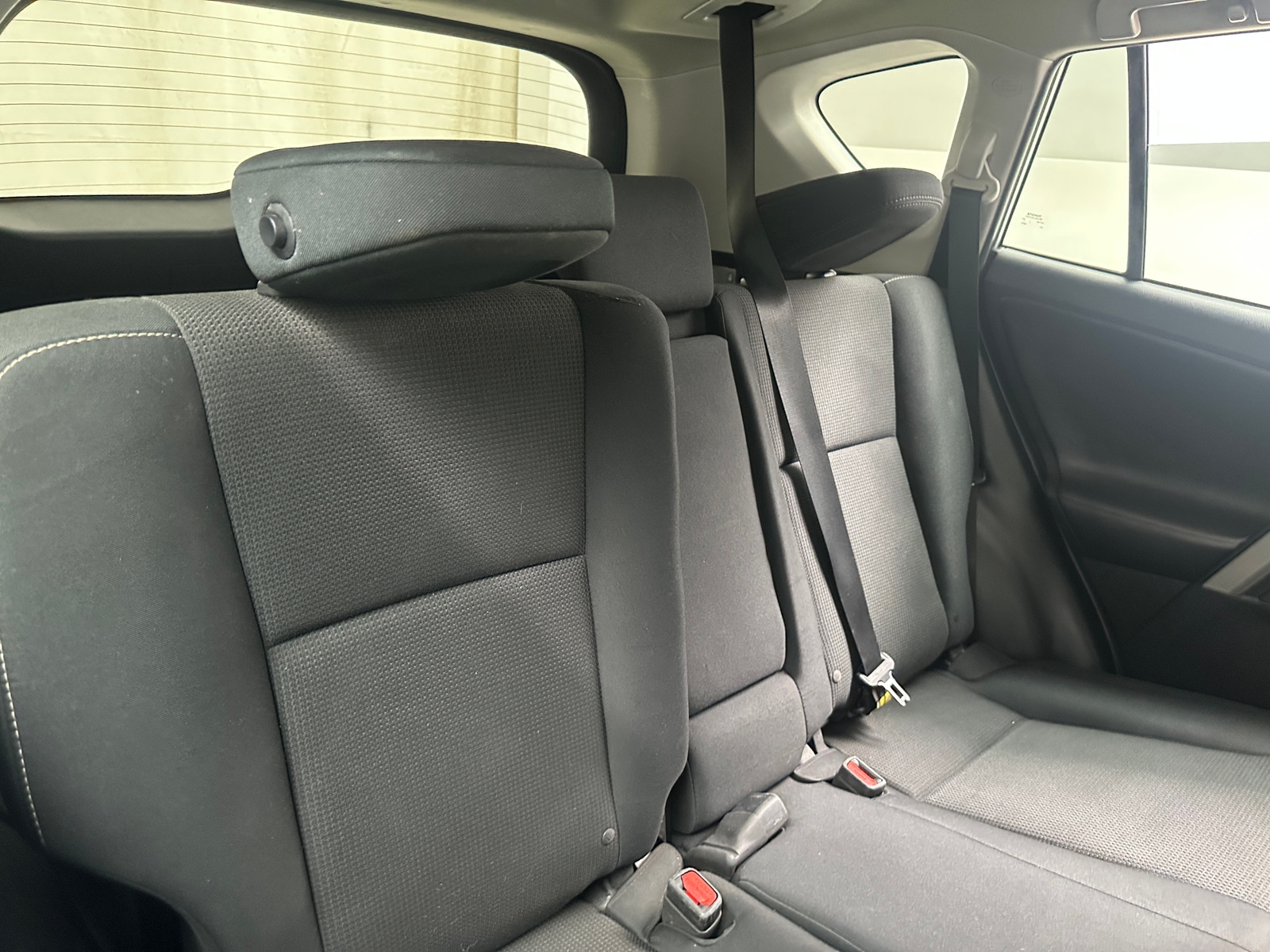 Thumbnail: 2018 Toyota RAV4 - 6