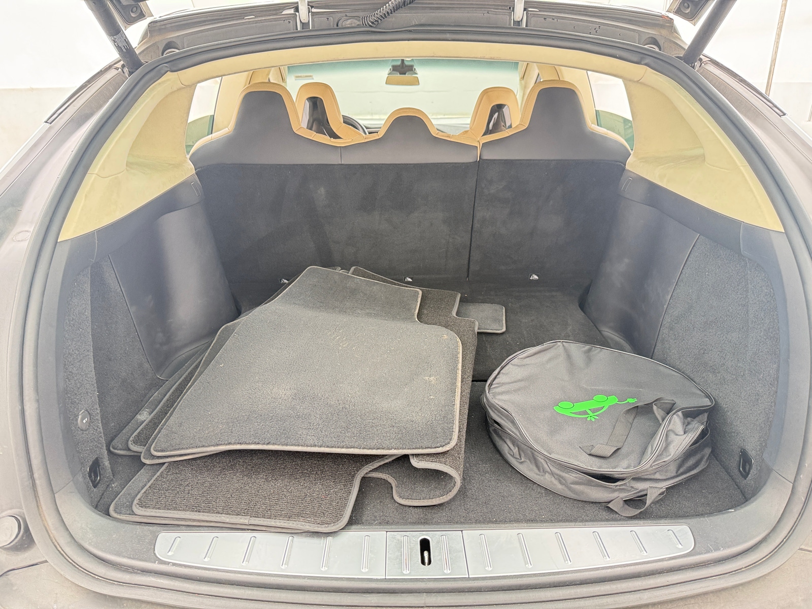Thumbnail: 2016 Tesla Model X - 6