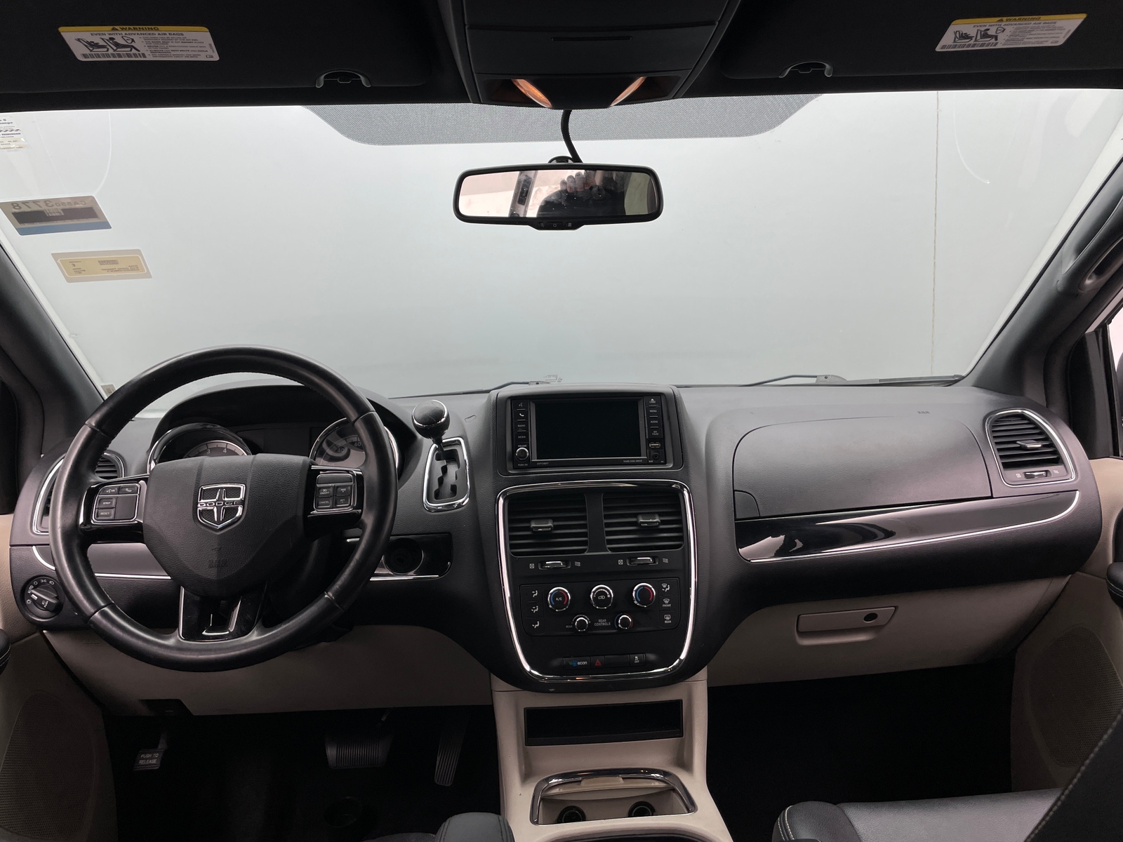 Thumbnail: 2017 Dodge Grand Caravan - 2