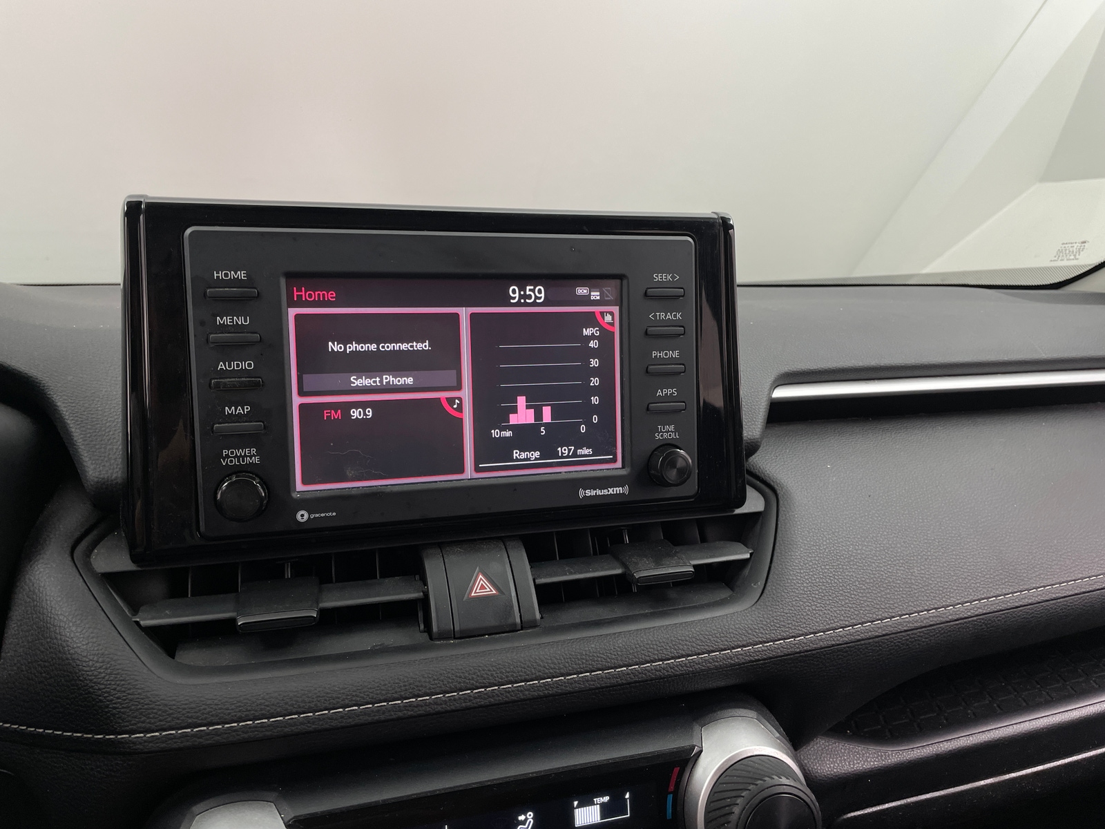 Thumbnail: 2020 Toyota RAV4 - 4
