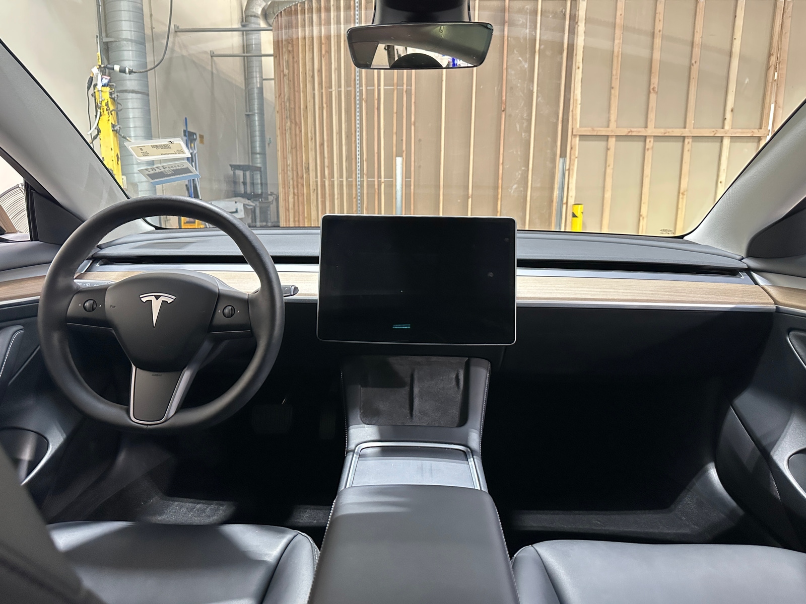 Thumbnail: 2023 Tesla Model 3 - 2