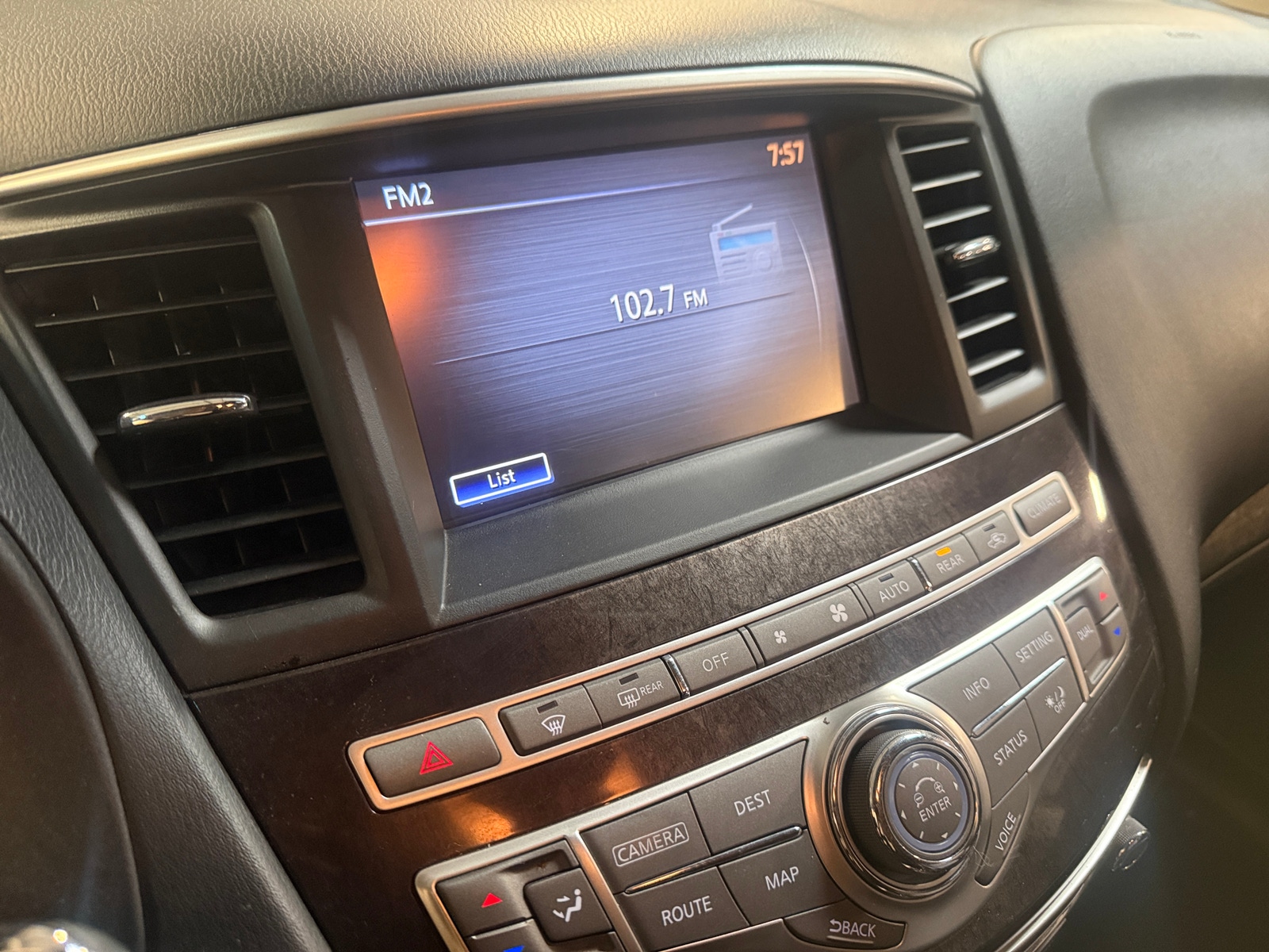 Thumbnail: 2015 INFINITI QX60 - 3