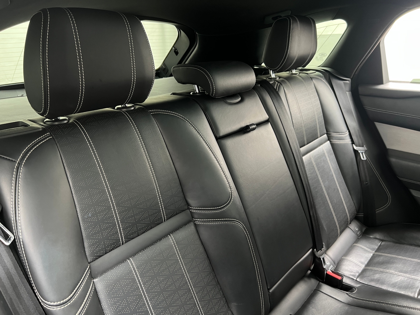 Thumbnail: 2018 Land Rover Range Rover Velar - 5