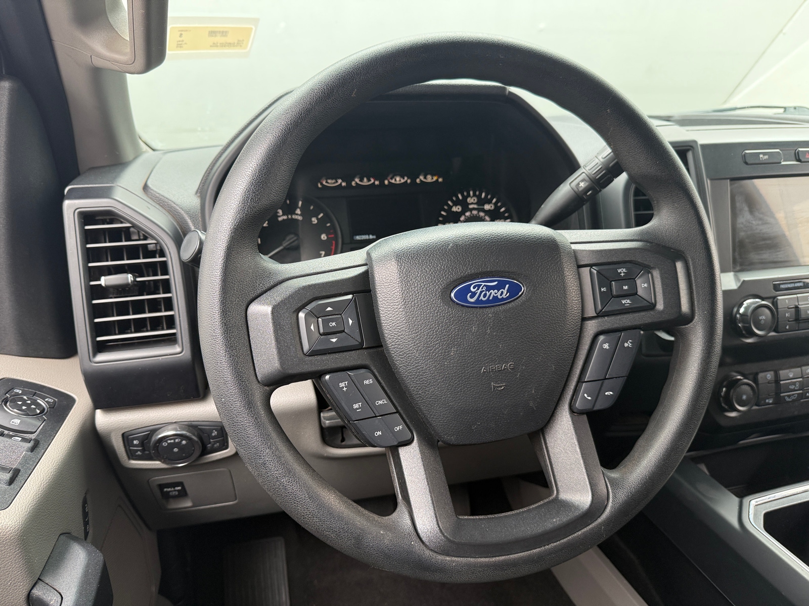 Thumbnail: 2019 Ford Econoline - 5
