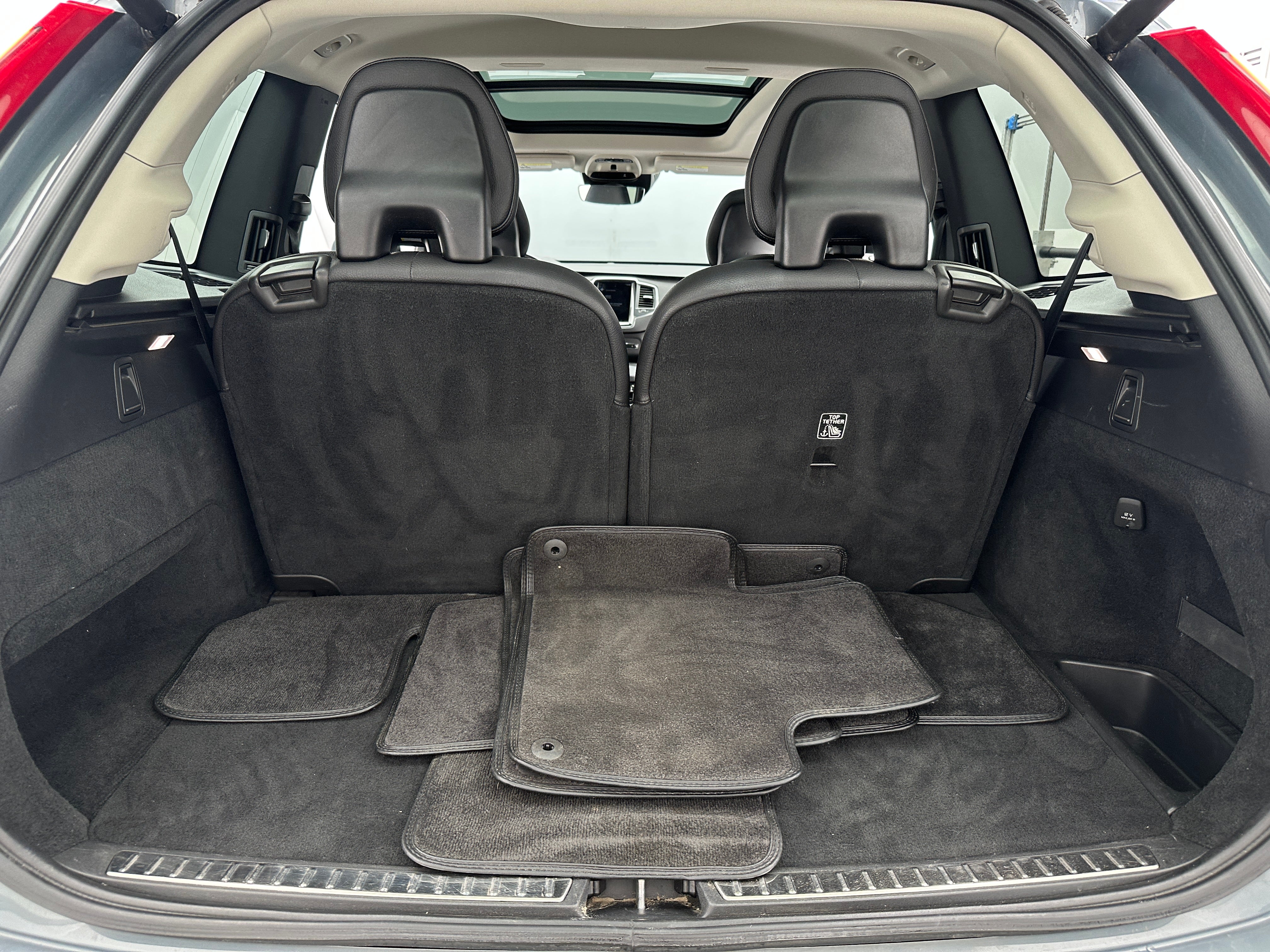 2020 Volvo XC90 Momentum