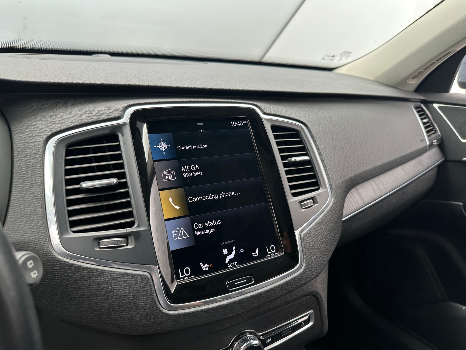 Thumbnail: 2020 Volvo XC90 - 3