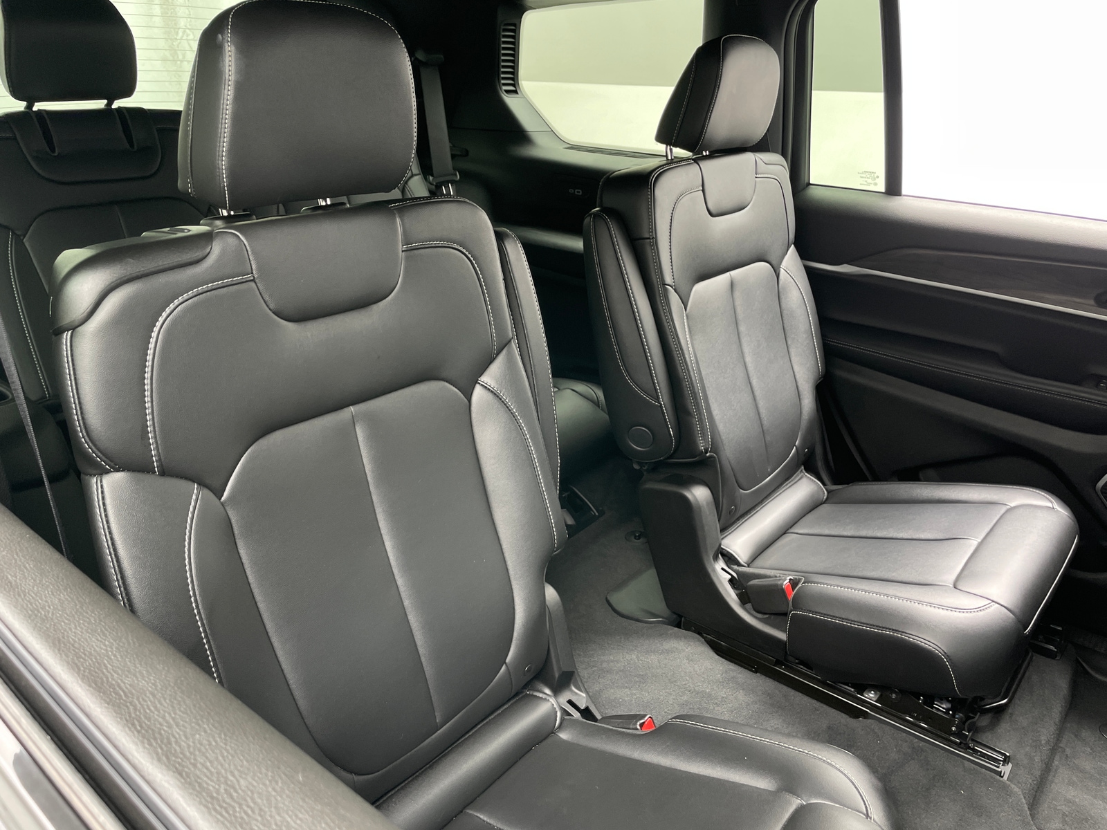 Thumbnail: 2025 Jeep Grand Cherokee L - 5