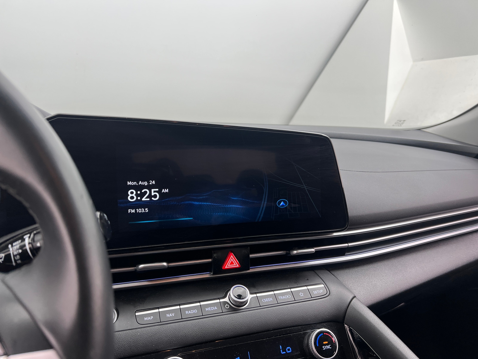 Thumbnail: 2025 Hyundai Elantra - 4