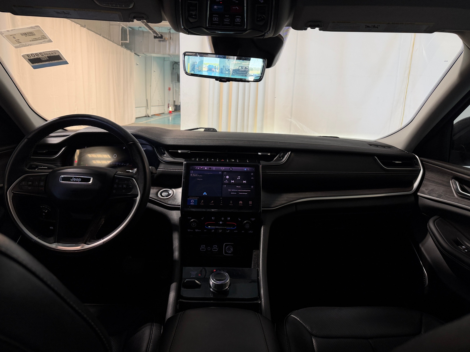 Thumbnail: 2022 Jeep Grand Cherokee L - 2