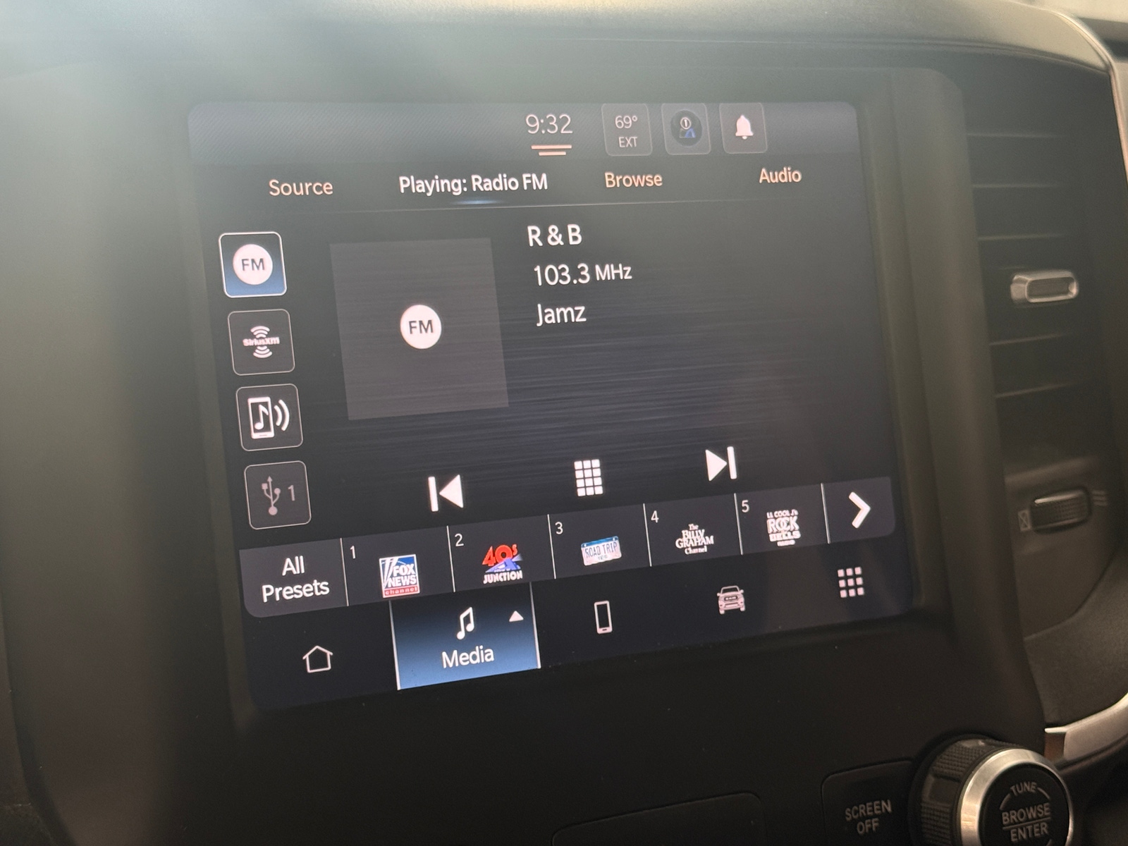 Thumbnail: 2024 RAM 1500 - 4