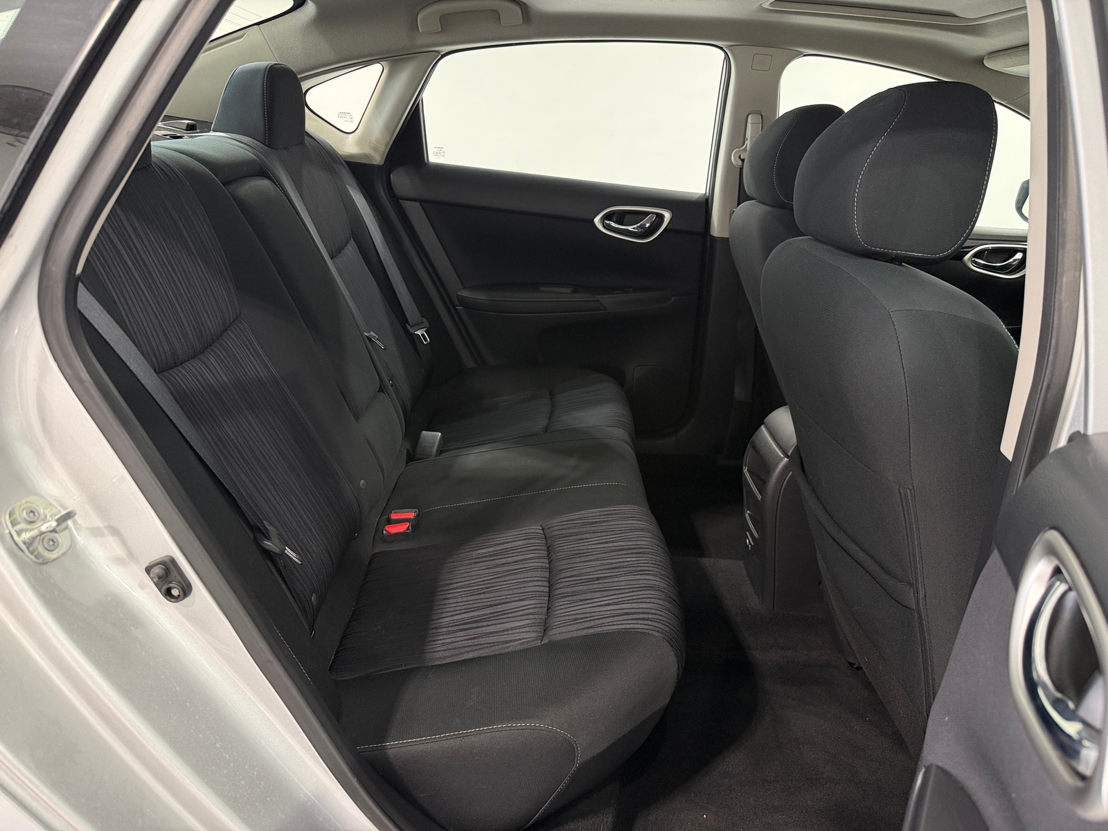 Thumbnail: 2019 Nissan Sentra - 6