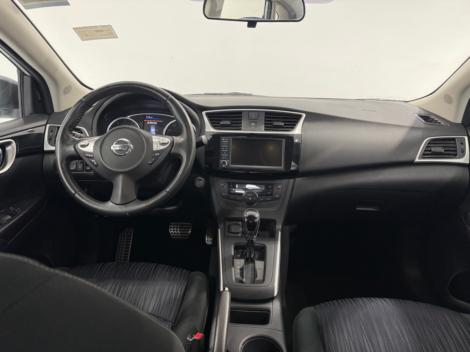 Thumbnail: 2019 Nissan Sentra - 3