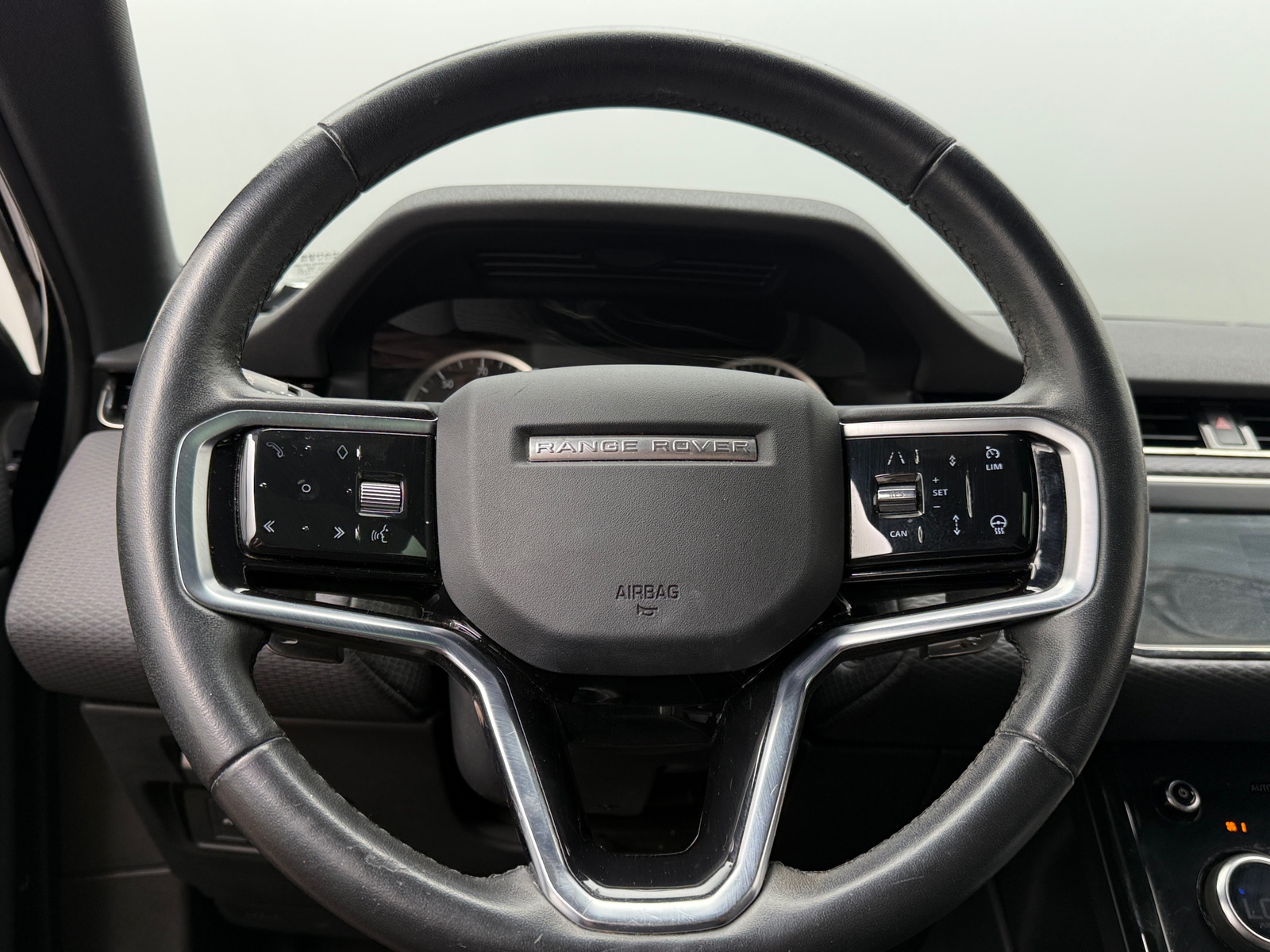 Thumbnail: 2023 Land Rover Range Rover Evoque - 4