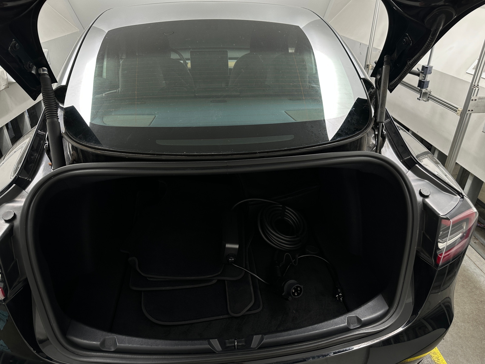 Thumbnail: 2021 Tesla Model 3 - 6