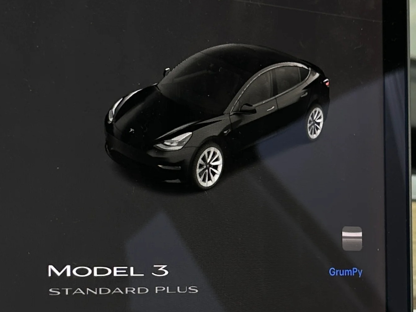 Thumbnail: 2021 Tesla Model 3 - 3