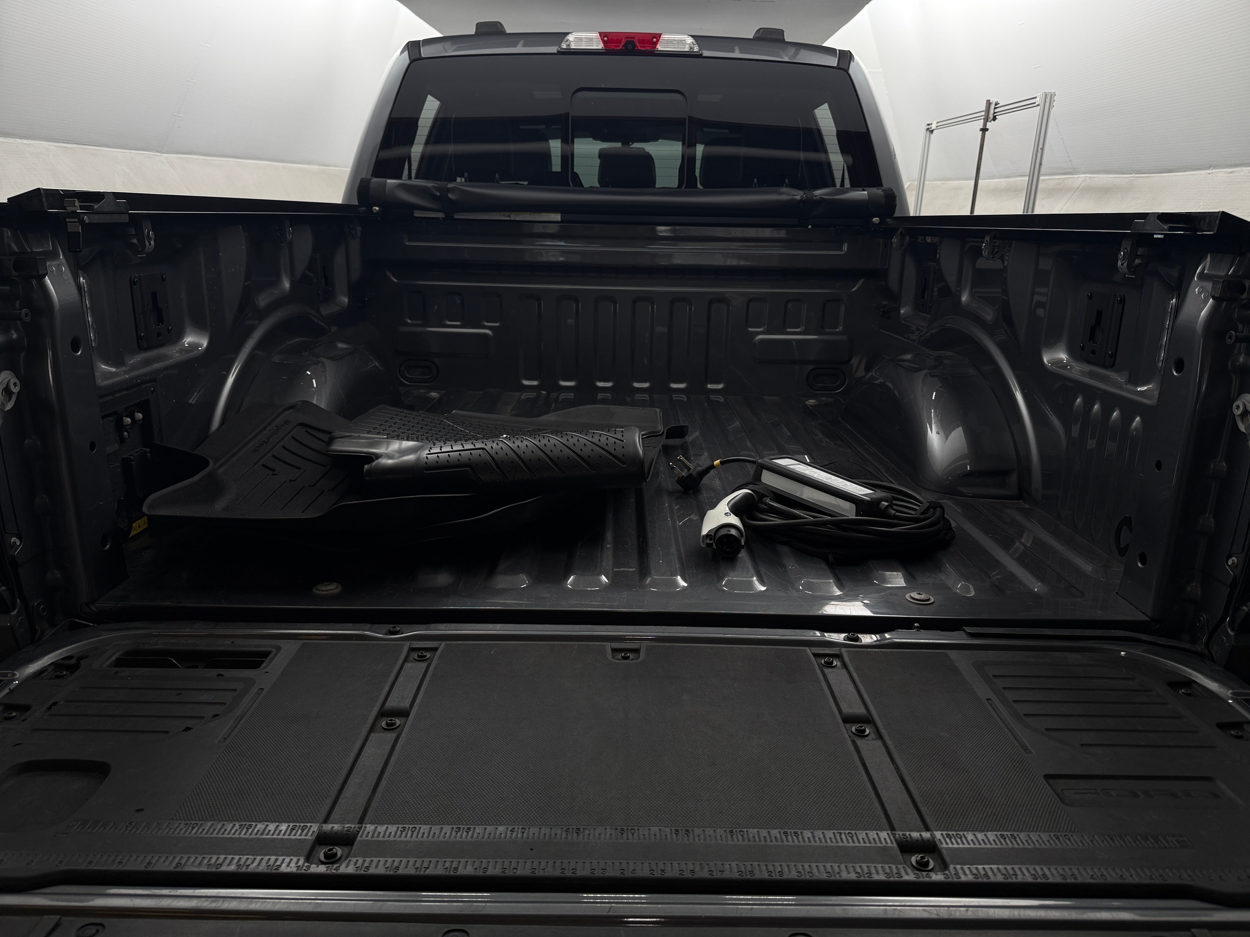 Used 2023 Ford F-150 Lightning Lariat with VIN 1FTVW1EV3PWG01313 for sale in Auburn, WA